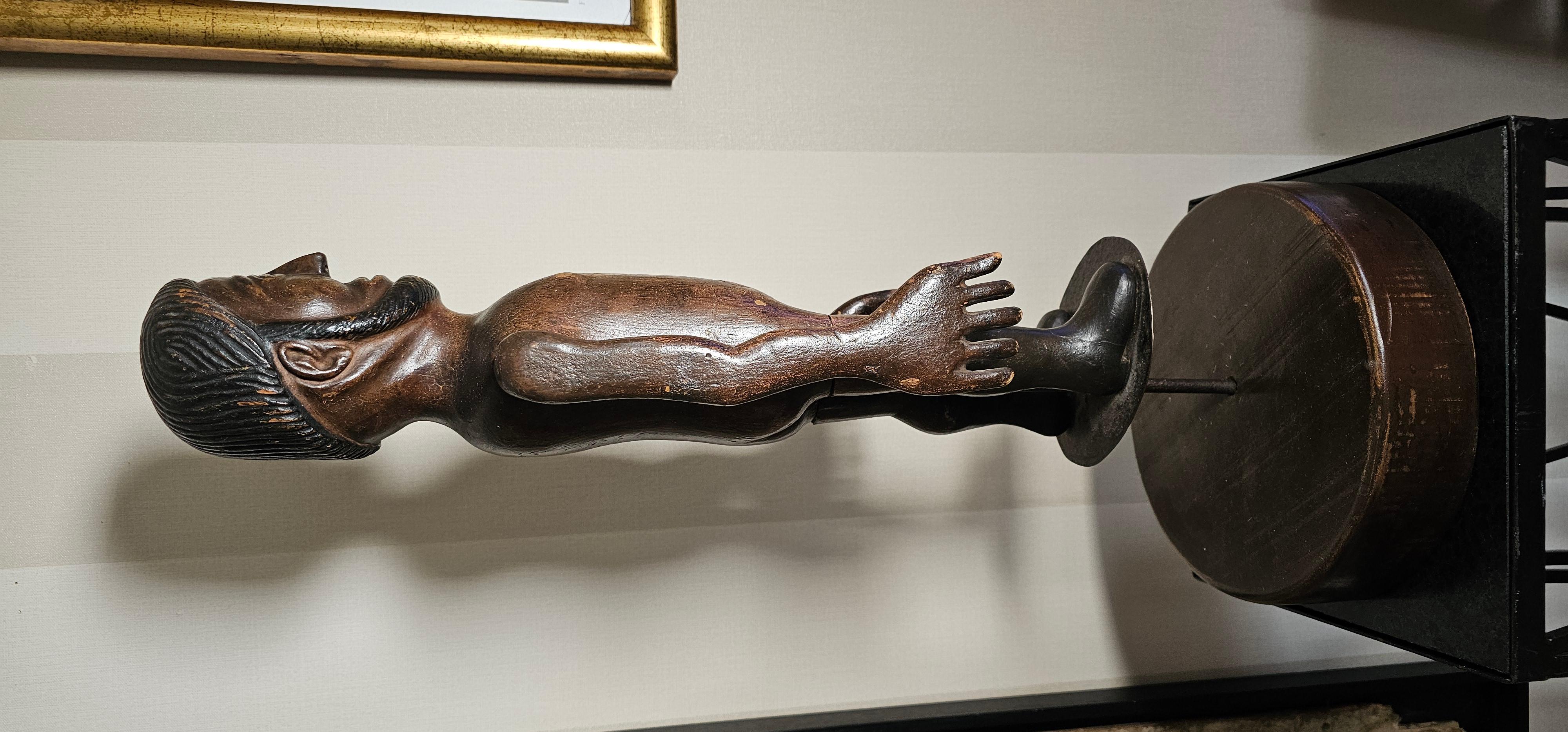 Américain Figure d'art populaire américain en vente