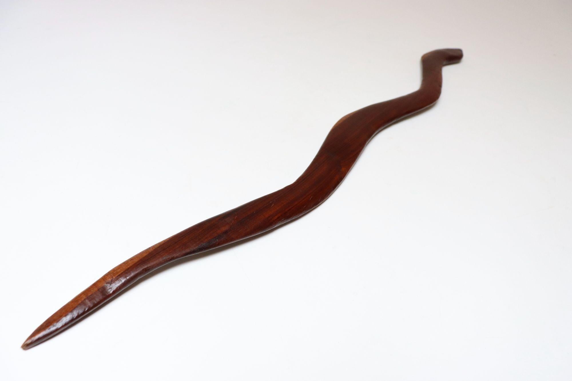 Americano Serpente in legno di palissandro intagliato a mano in stile folk americano in vendita