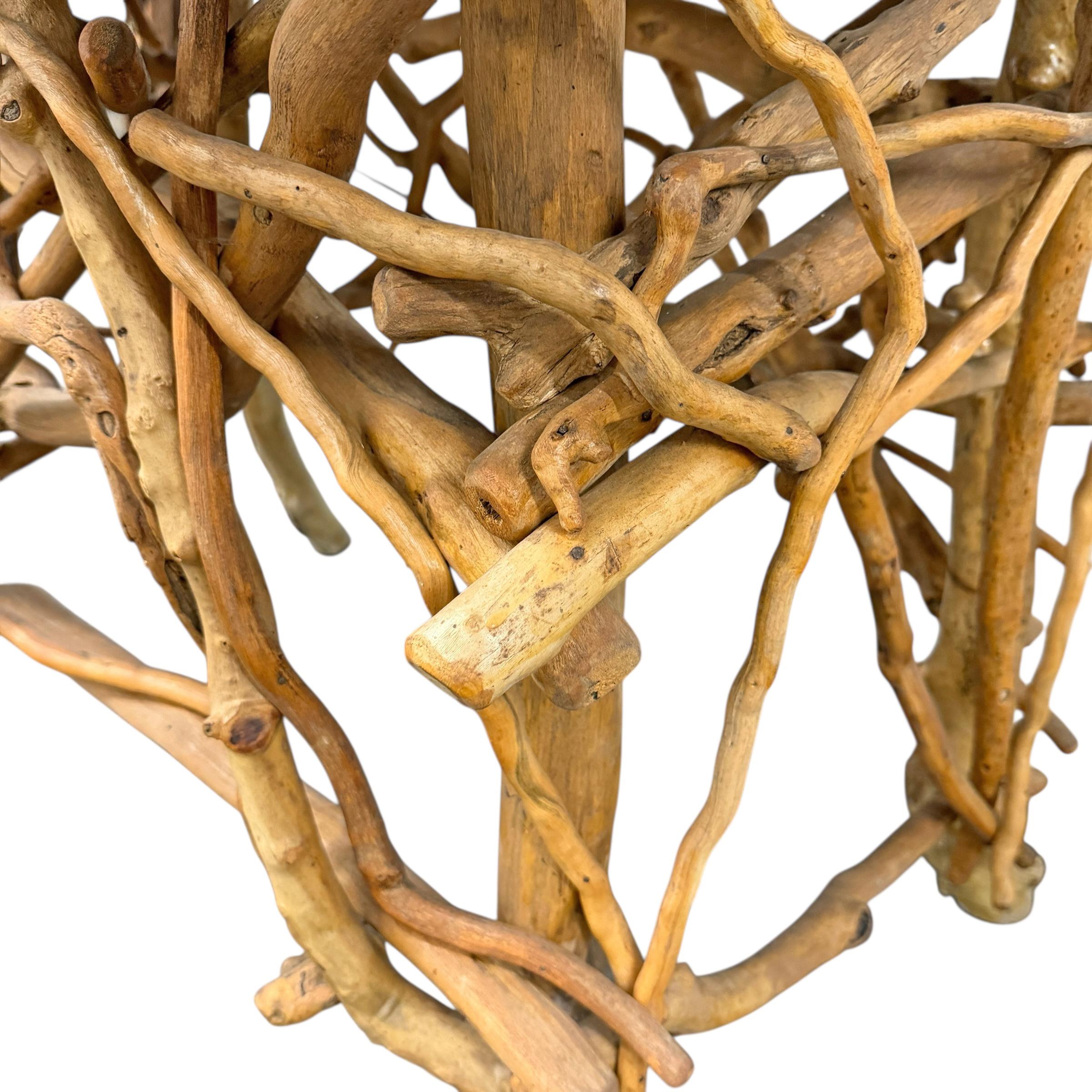 Table à serpent en bois de rameaux et bois de racines incrusté d'art populaire américain en vente 8