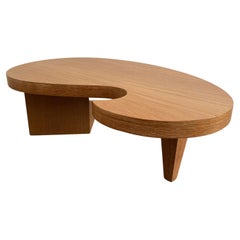 American, Freeform Coffee or Cocktail Table, Oak, United States, 1950s