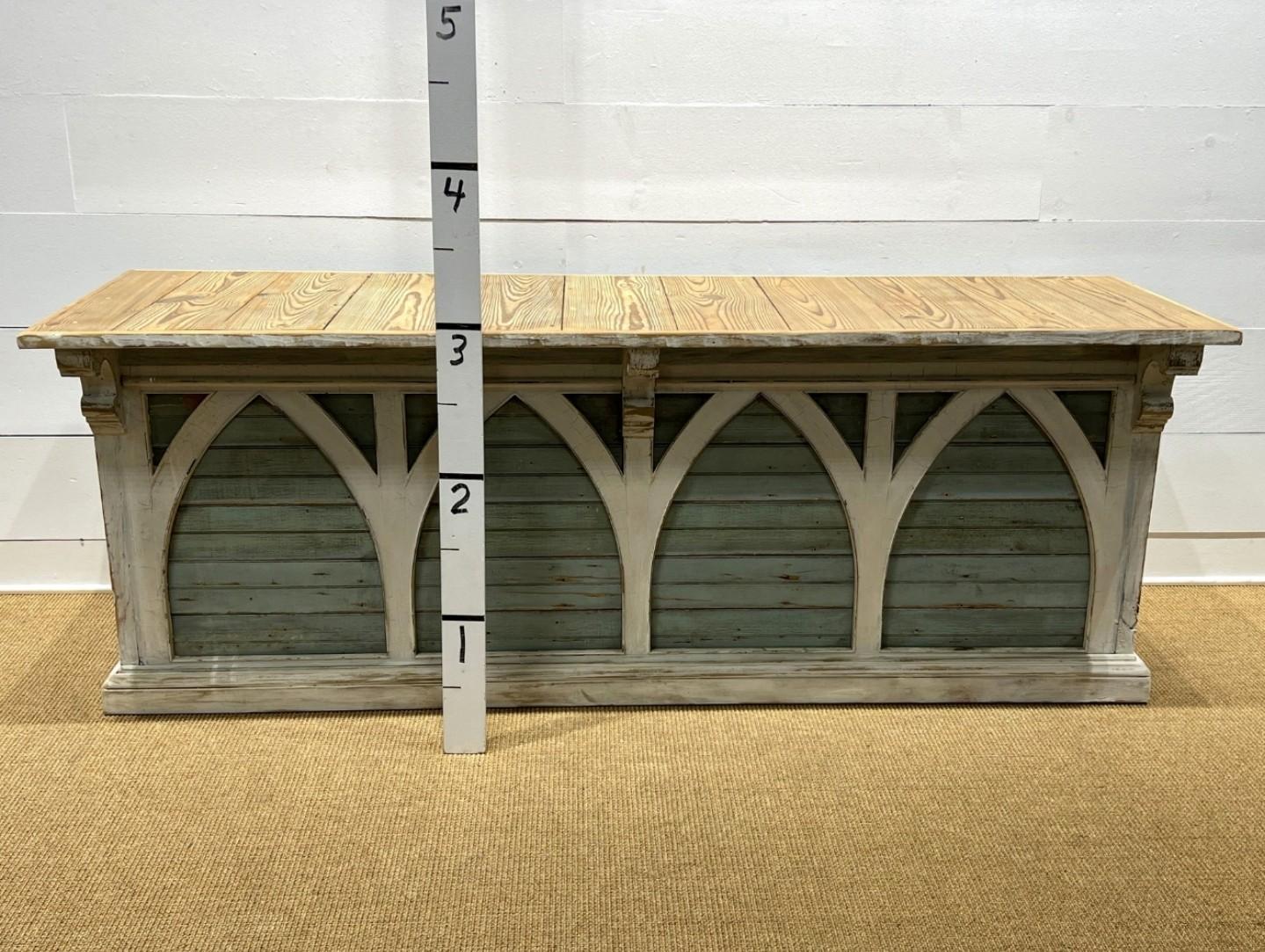 Amerikanische General Store Bemalte architektonische Einzelhandelstheke aus Holz im Angebot 3