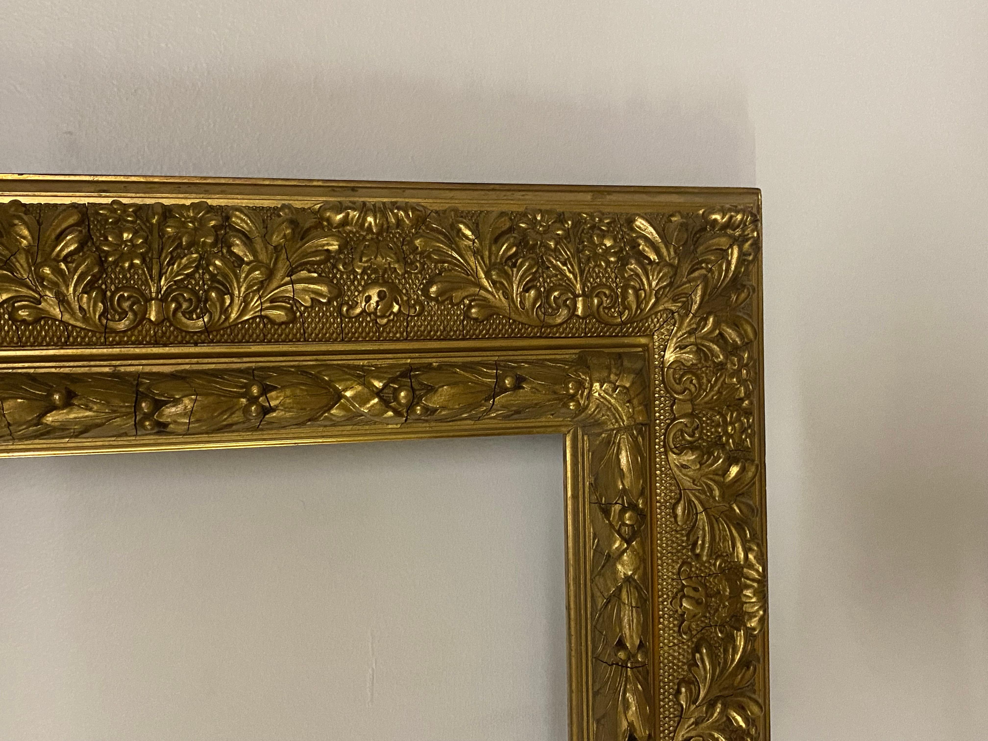 American Gold Leaf Reverse Cove, Circa 1880 In Excellent Condition For Sale In Hallowell, US
