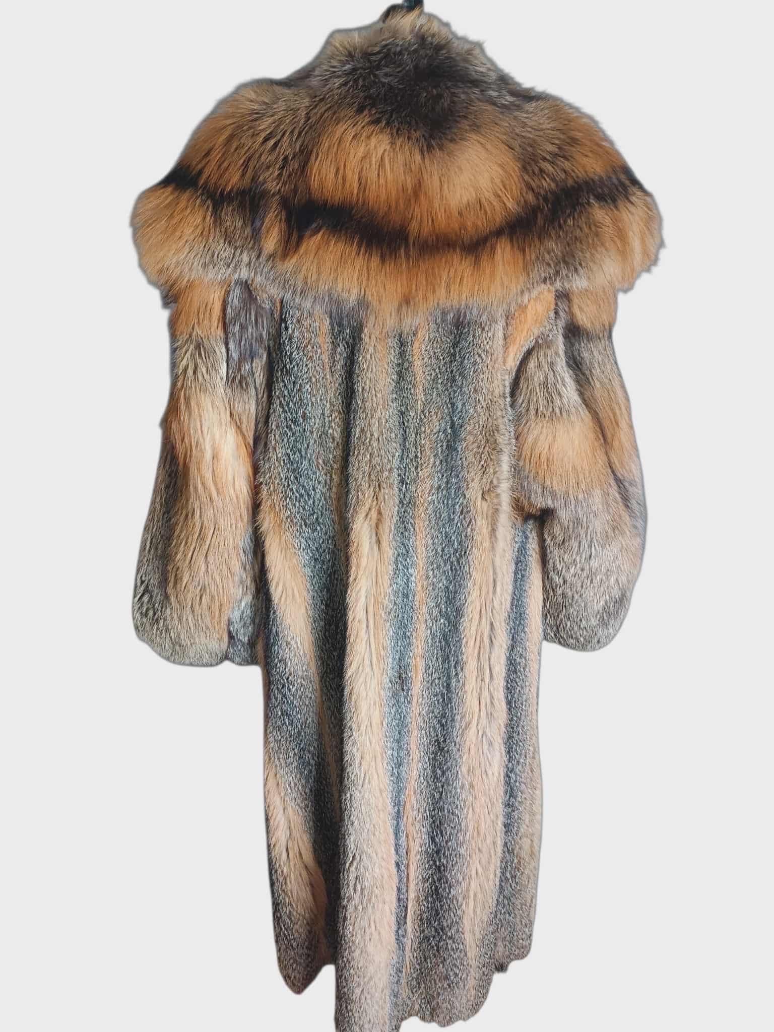 Brand new American gray fox fur coat size 14-18 L For Sale 10