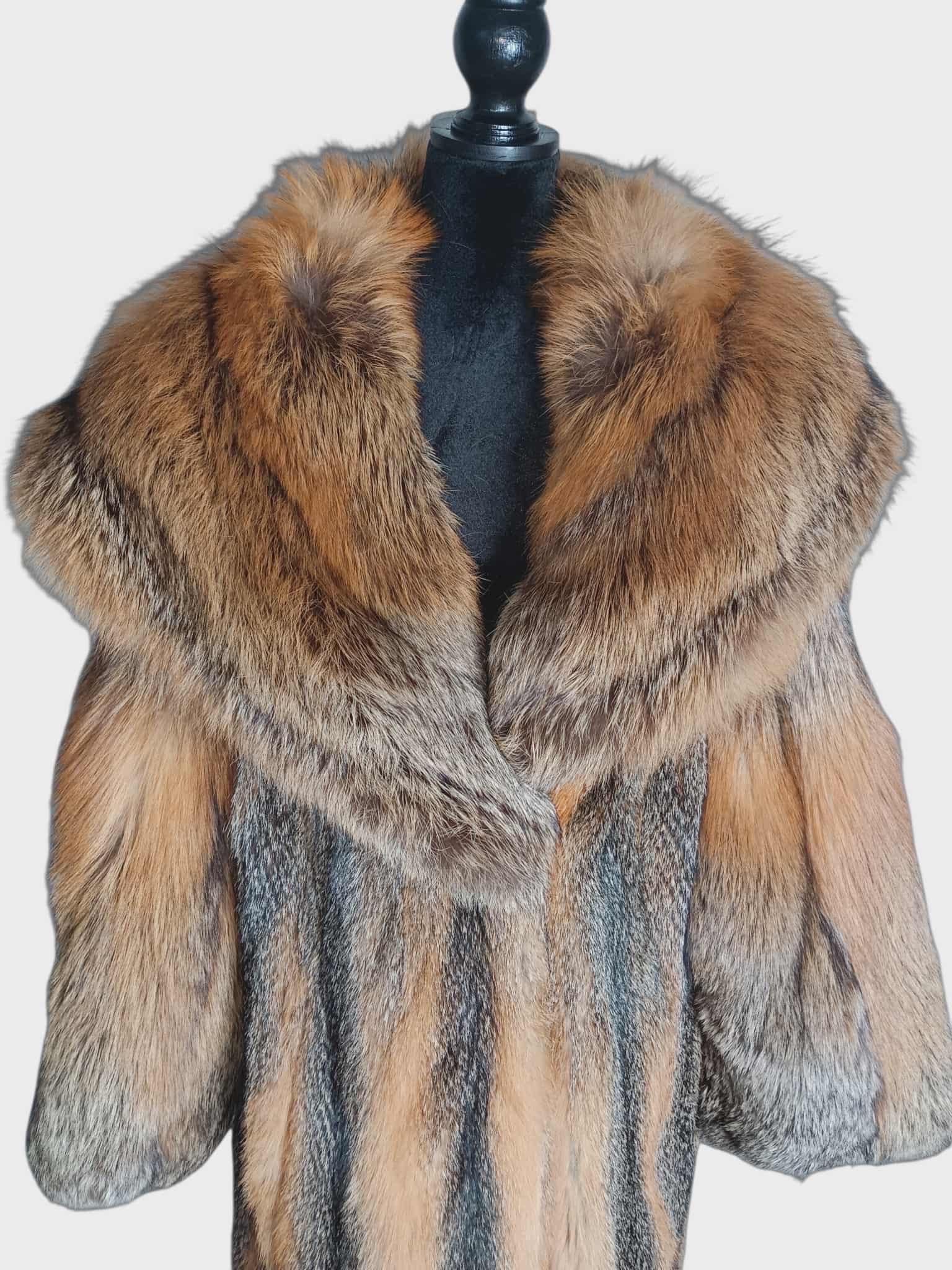 Brand new American gray fox fur coat size 14-18 L For Sale 1