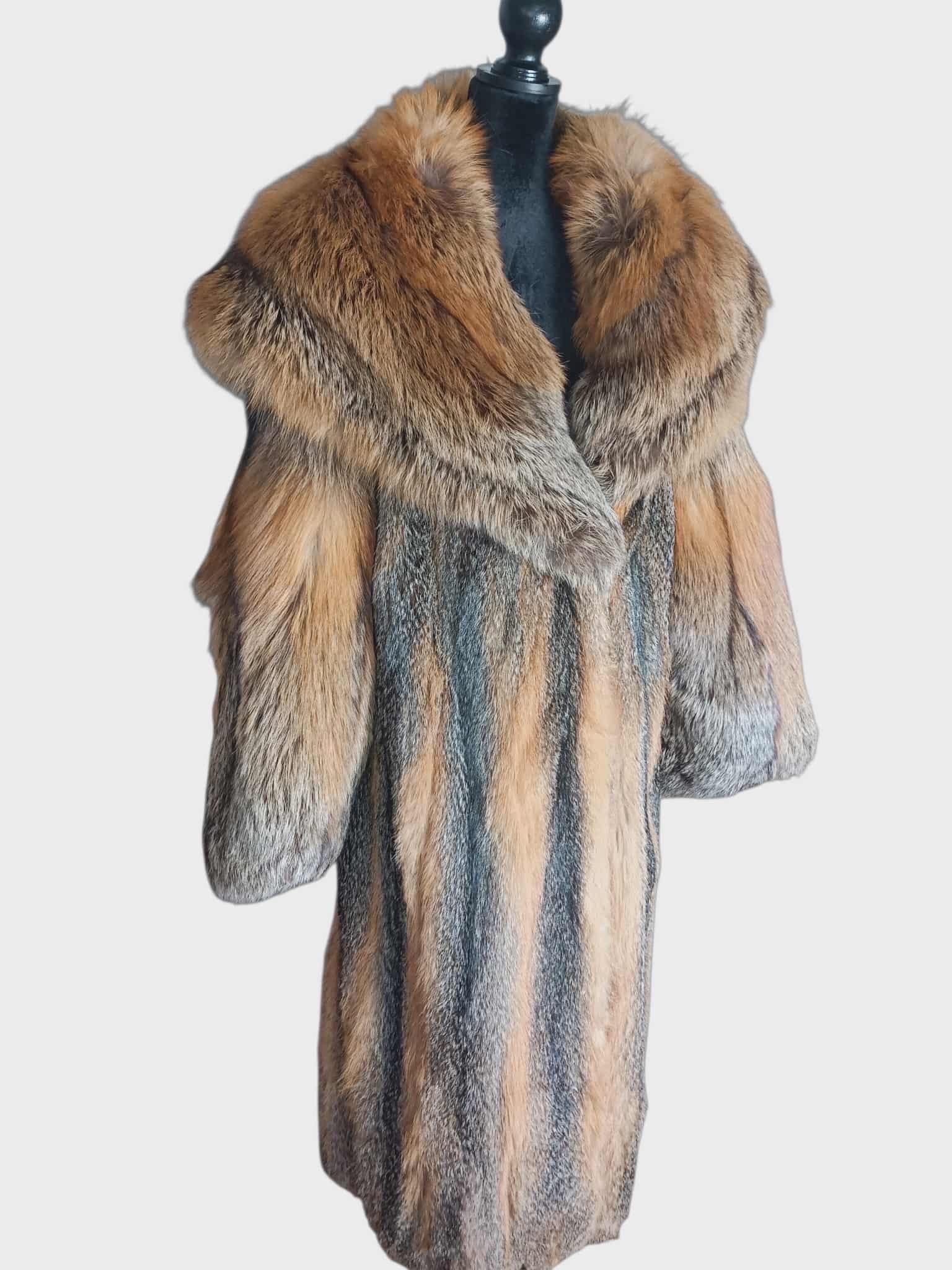 Brand new American gray fox fur coat size 14-18 L For Sale 2