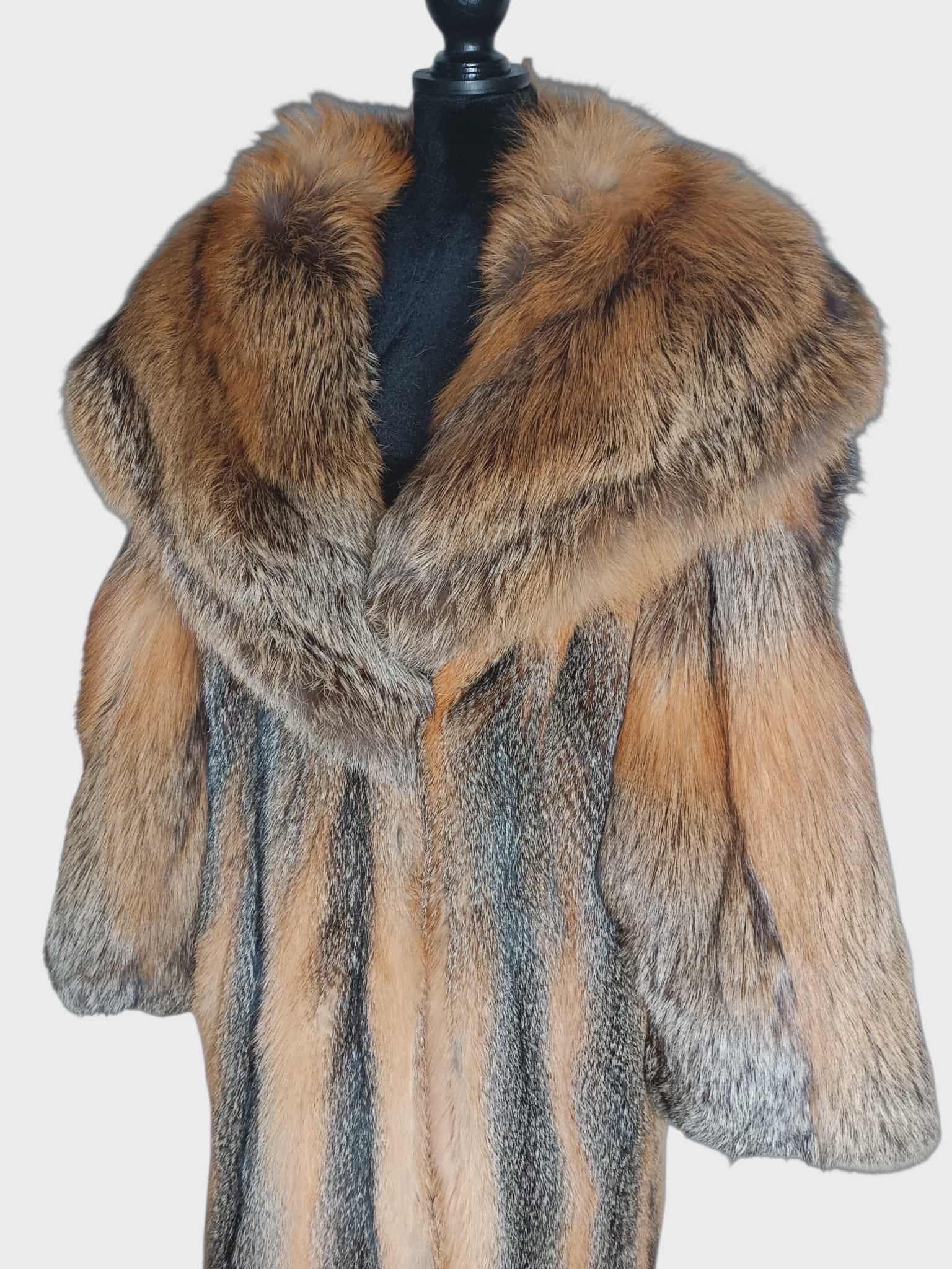 Brand new American gray fox fur coat size 14-18 L For Sale 4