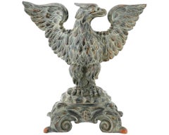 Figurilla de águila americana de madera tallada a mano