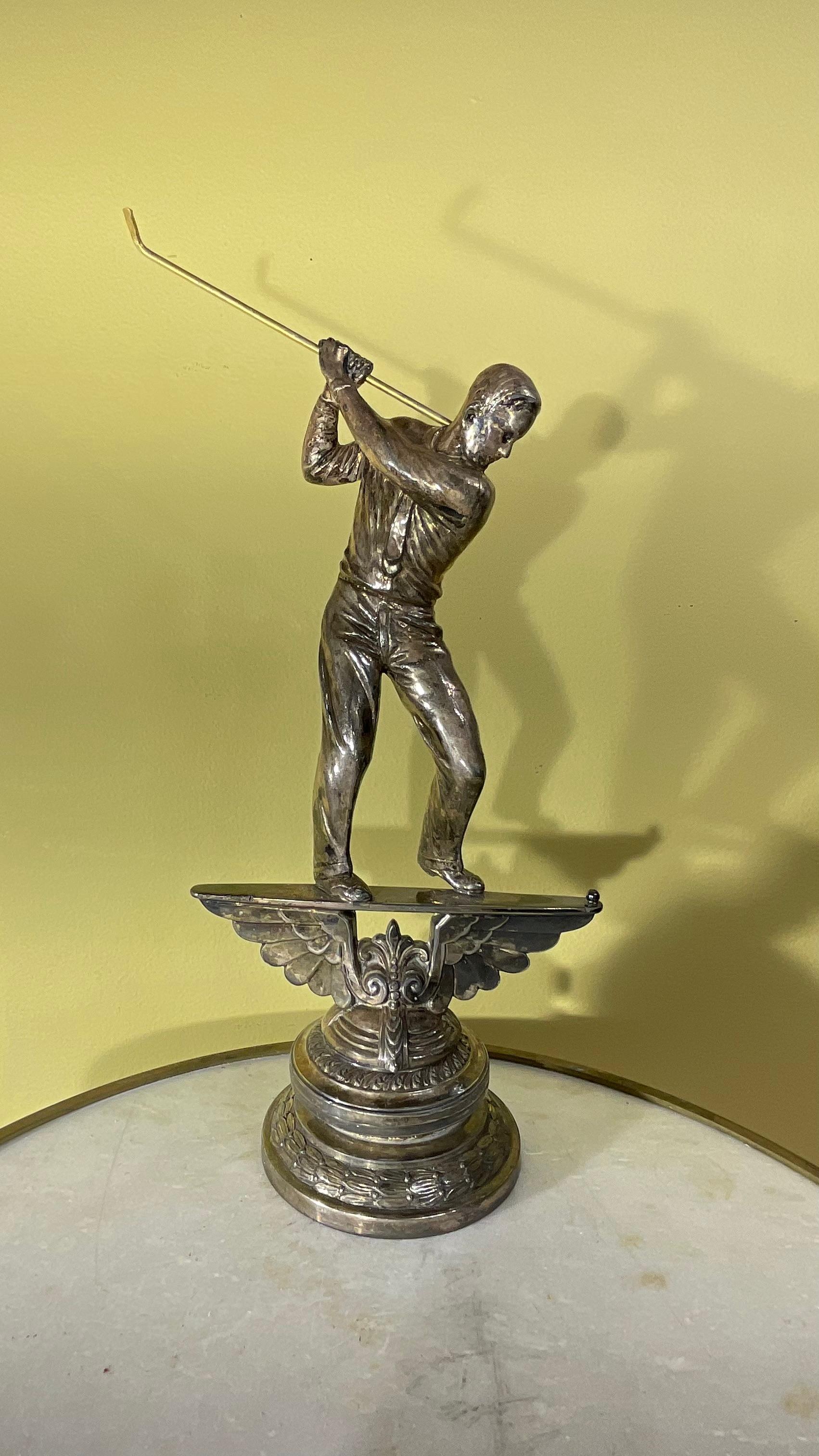 American Hand Chased Silverplate Golf Playing Figurine  For Sale 4