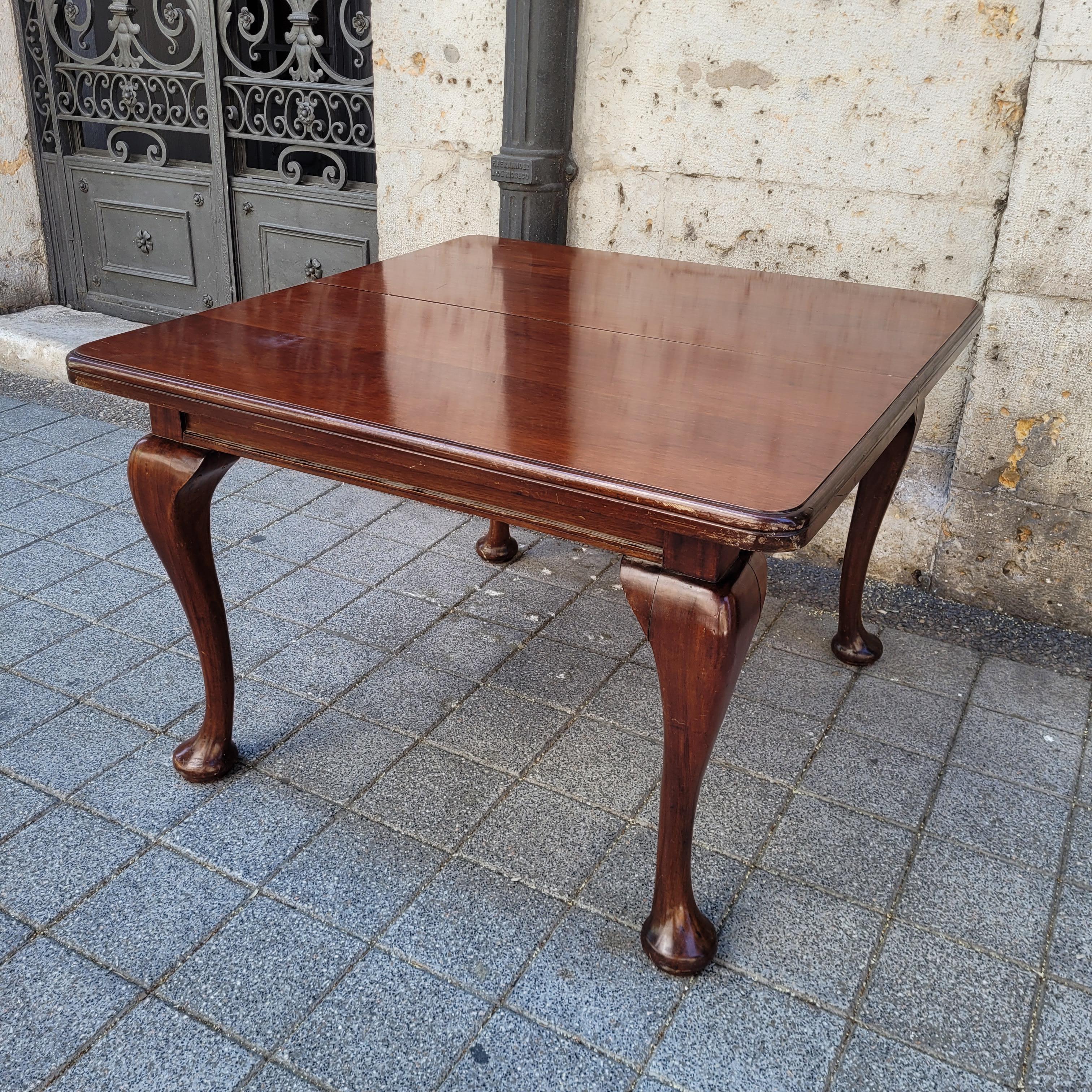 Iron American Hand-Cranked Dining Table by J & JW Meeks, New York For Sale