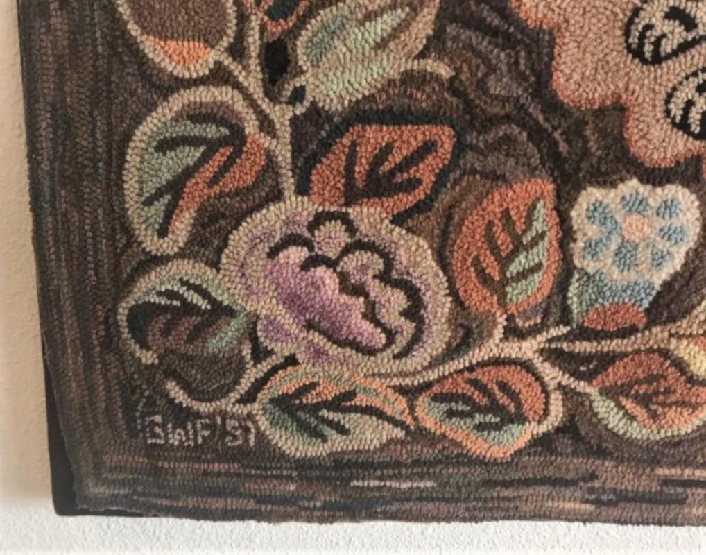 American Hand Hooked and Mounted Dog Rug In Good Condition In Los Angeles, CA