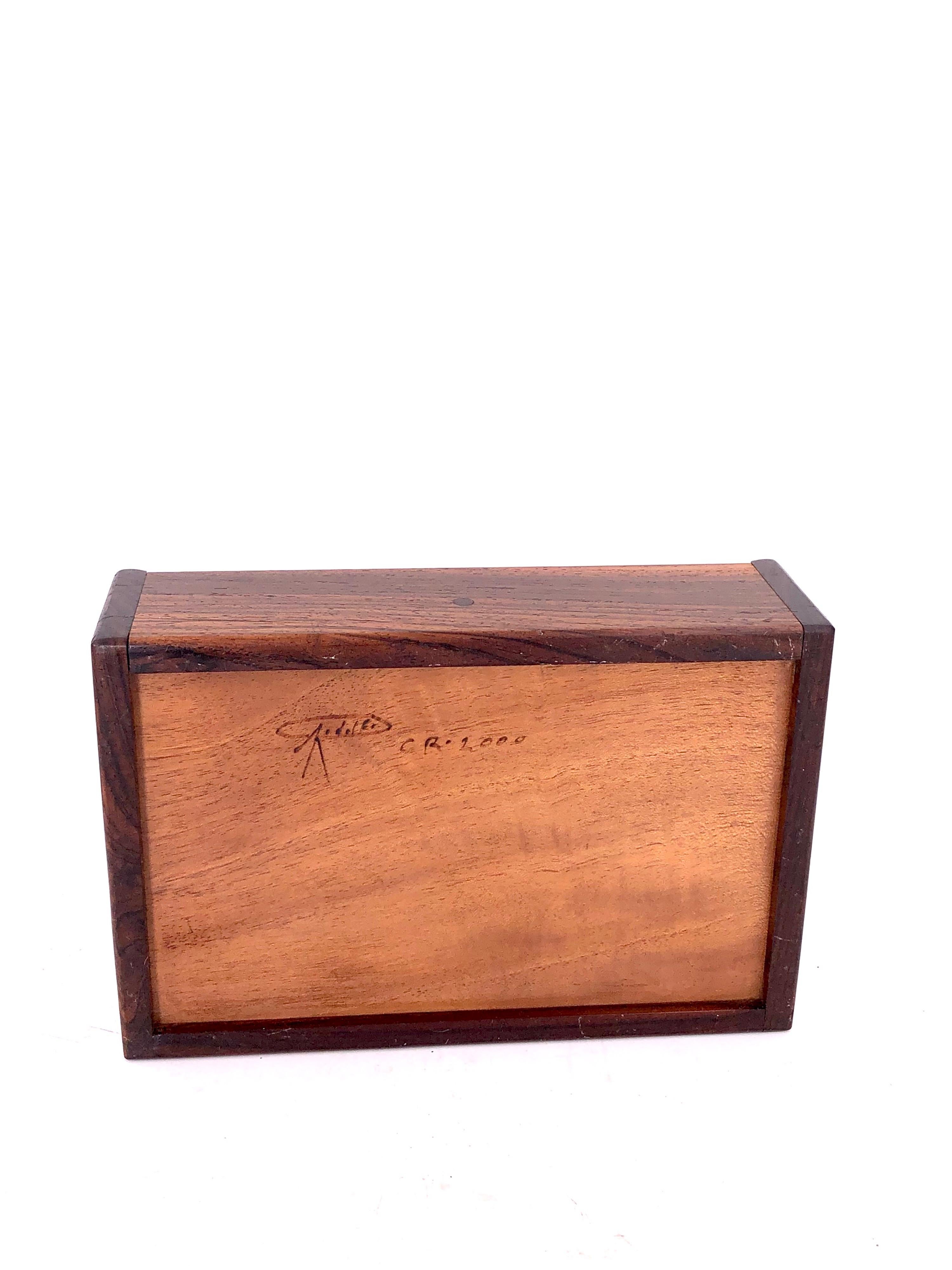 American Handcrafted Rosewood Solid Wood Jewelry Box In Excellent Condition In San Diego, CA