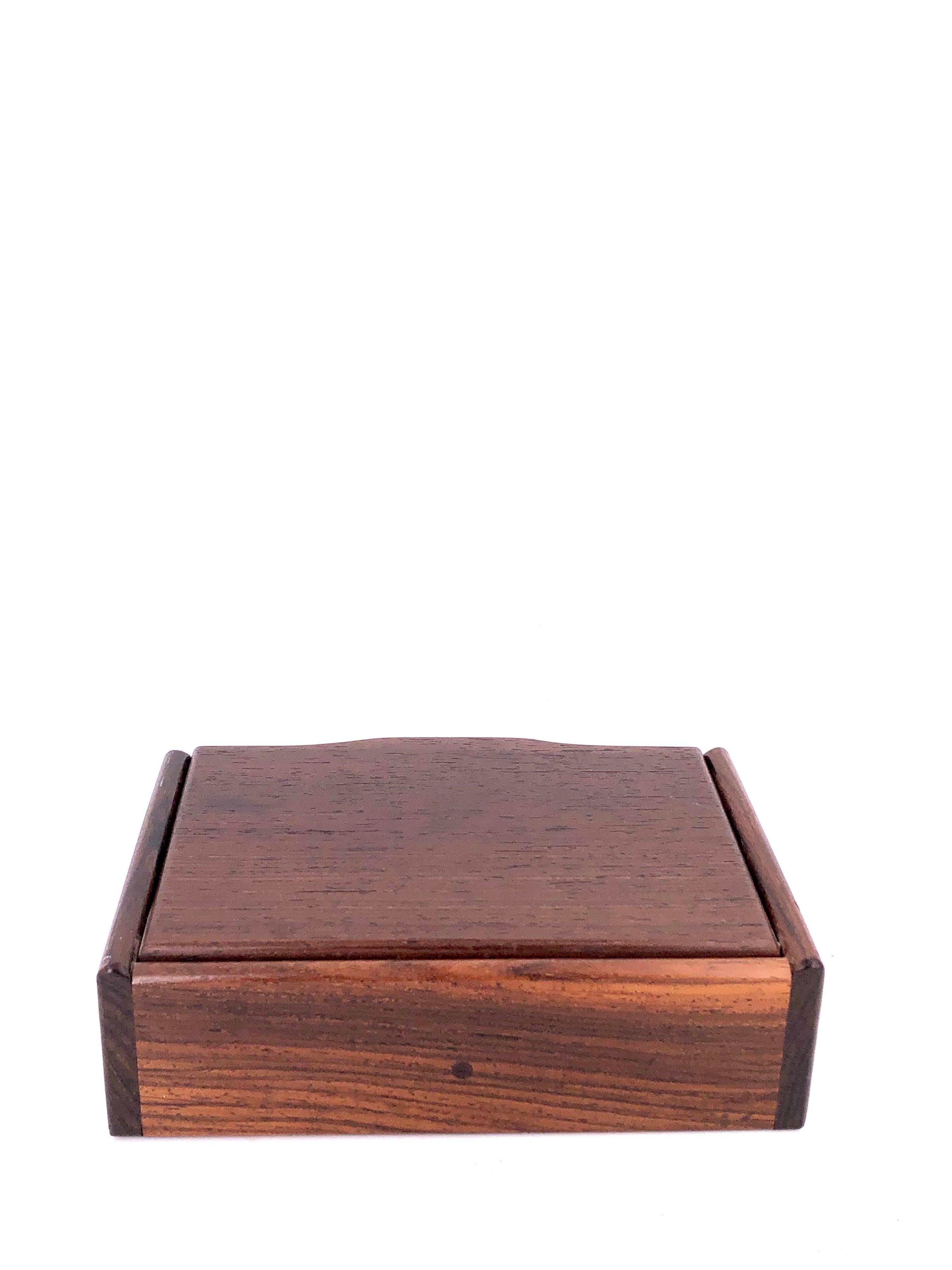 20th Century American Handcrafted Rosewood Solid Wood Jewelry Box