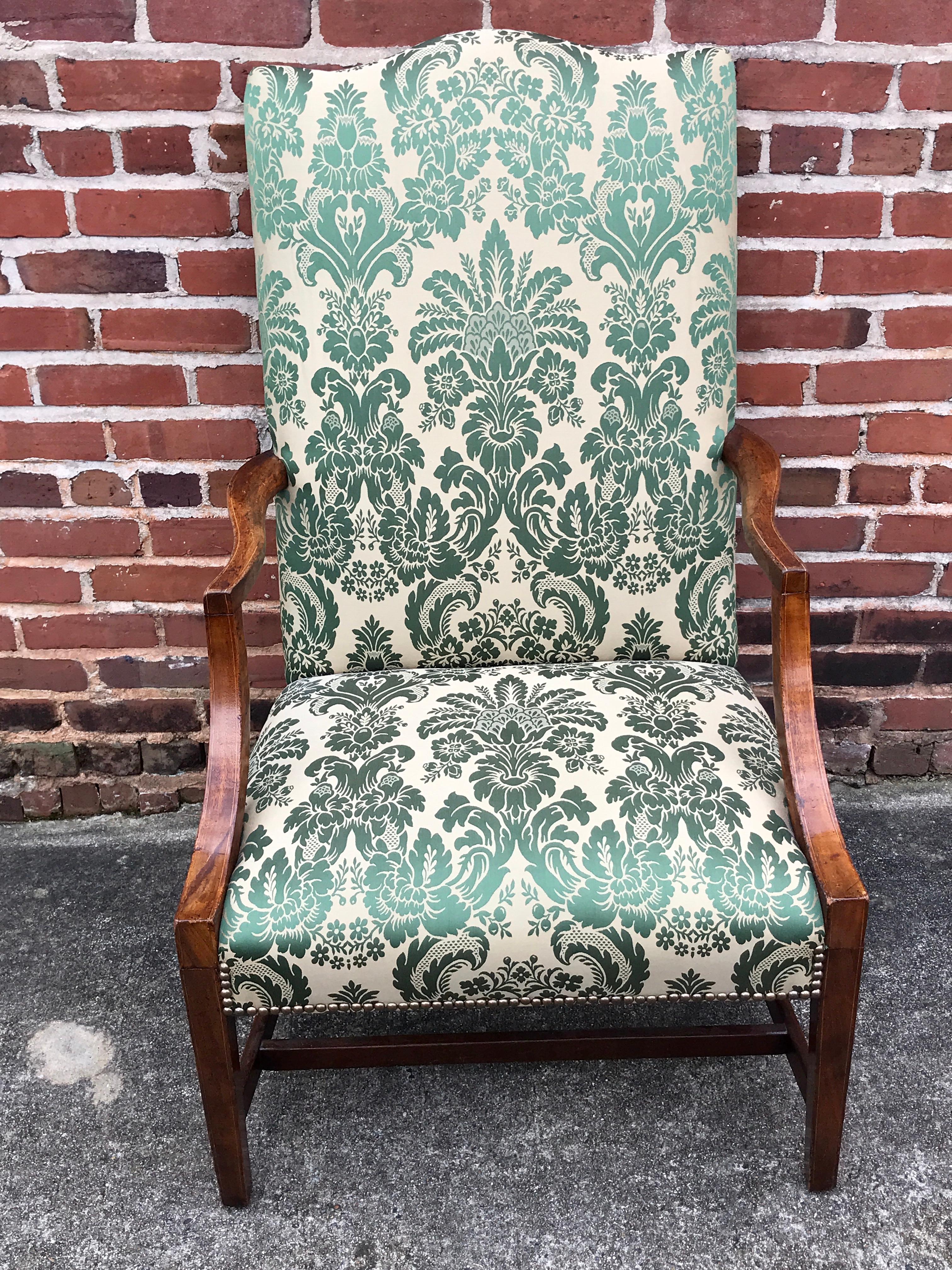 American Hepplewhite Lolling Chair, MA or NH In Good Condition In Atlanta, GA