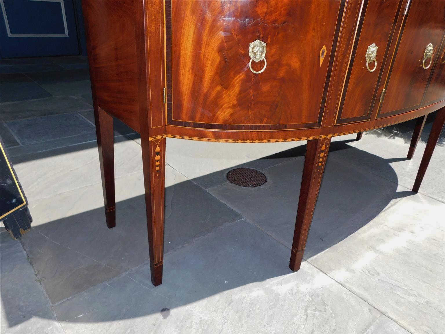 Late 18th Century American Hepplewhite Mahogany Bow Front Satinwood Inlaid Sideboard, Circa 1780 For Sale