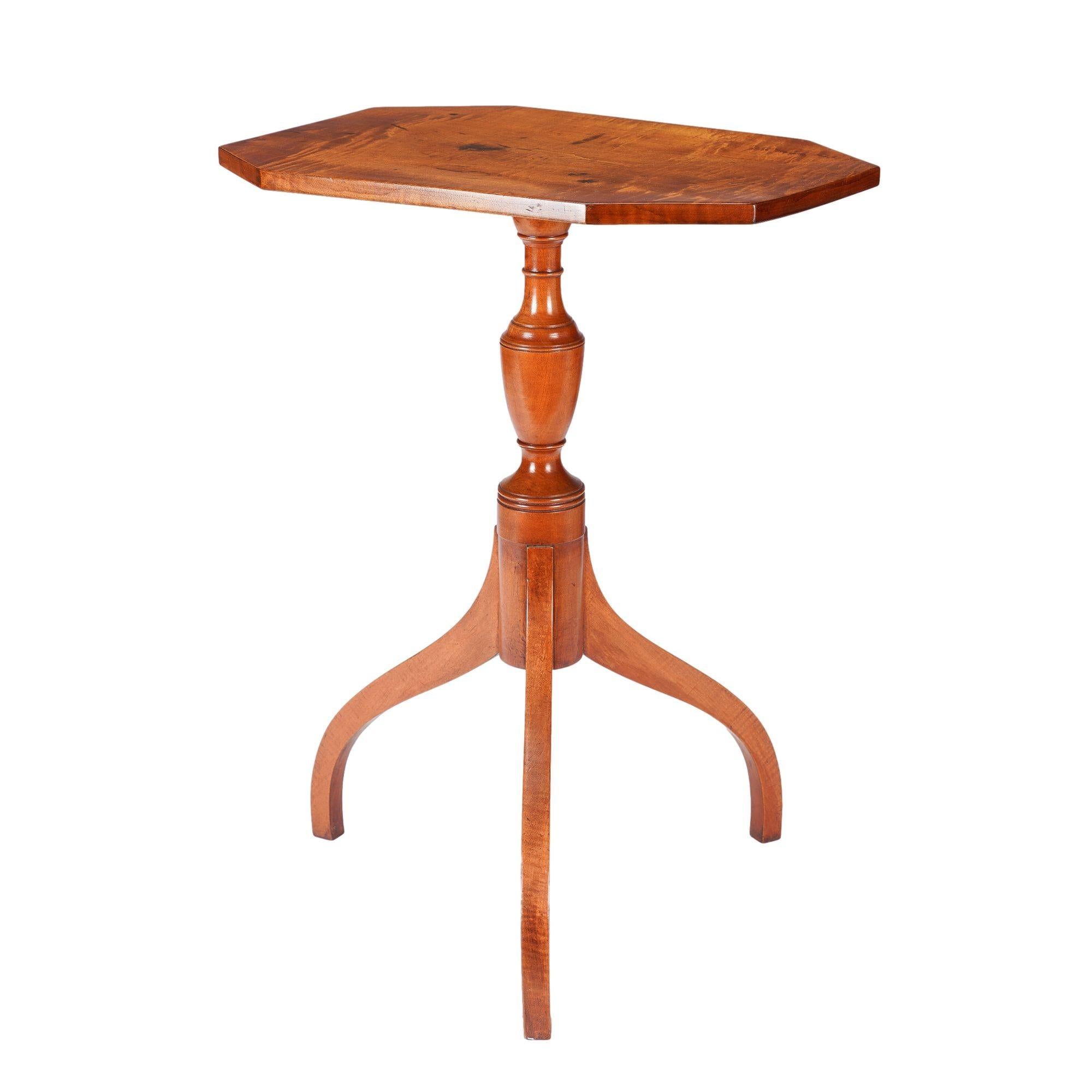 American Hepplewhite maple spider leg candle stand, c. 1800-10 For Sale 1