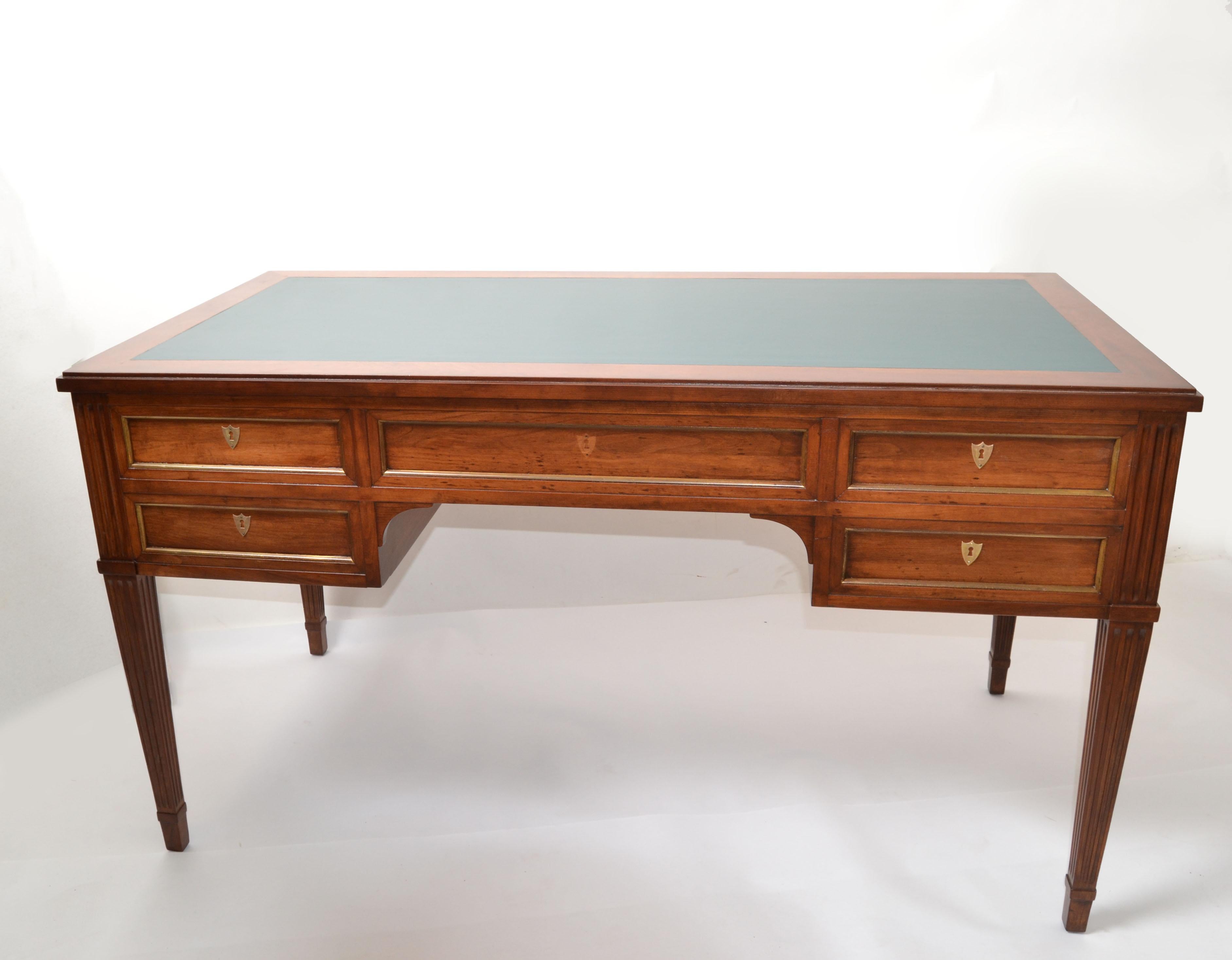 American Hollywood Regency Walnut & Green Leather Top, Writing Table Desk 1950 4