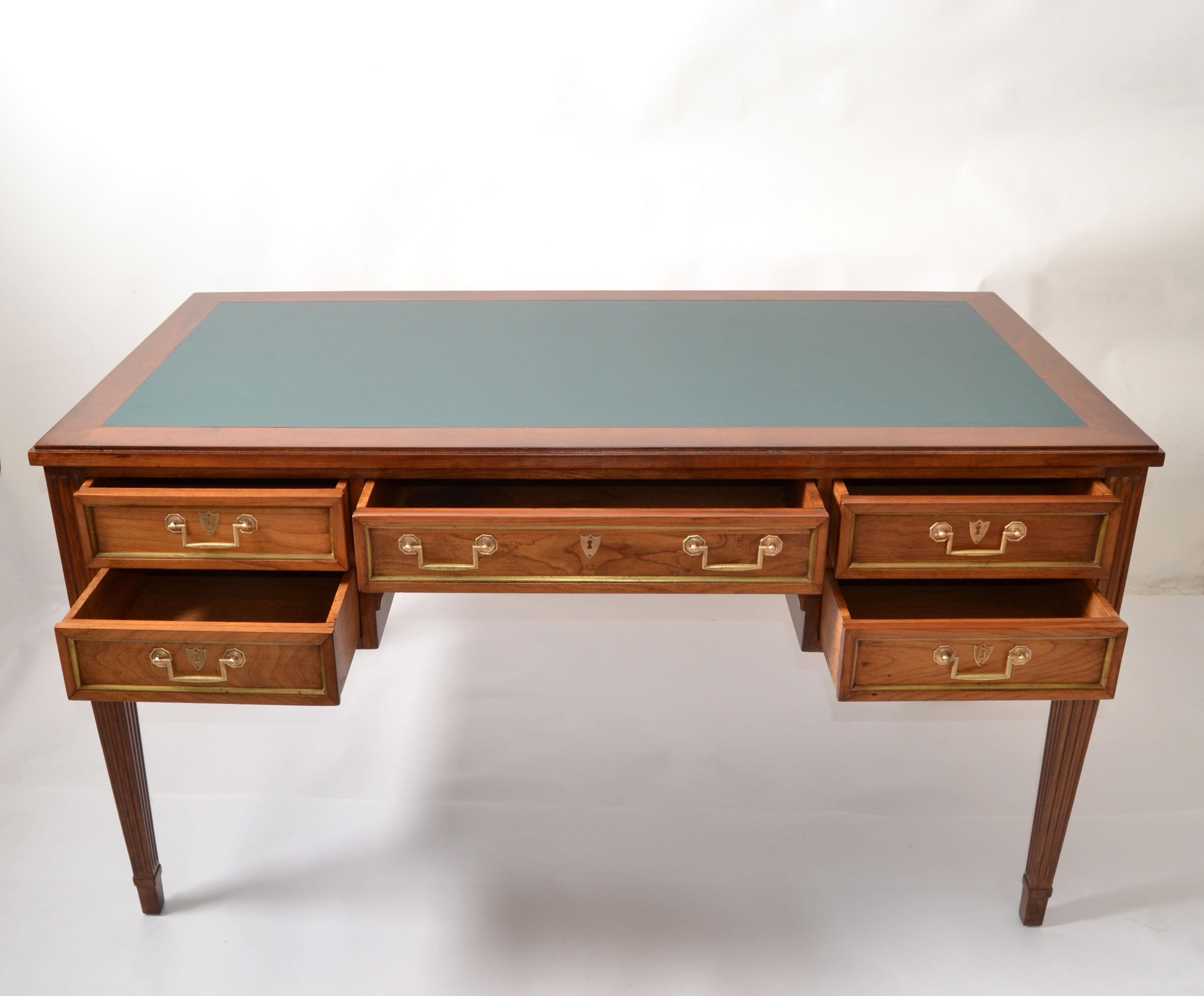 American Hollywood Regency Walnut & Green Leather Top, Writing Table Desk 1950 6