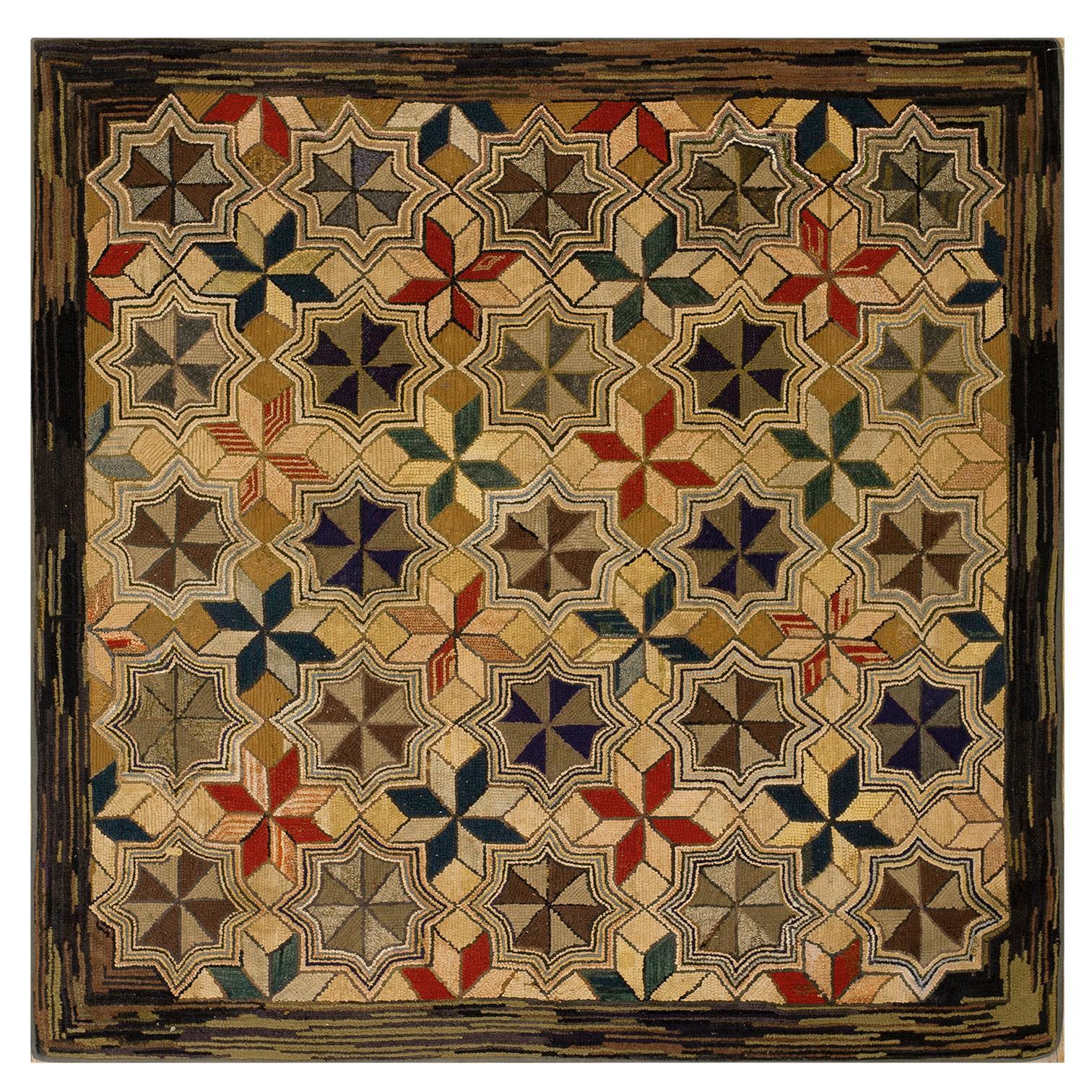 Early 20th Century American Hooked Rug ( 5' 9'' x 6'  - 175 x 182 cm ) For Sale
