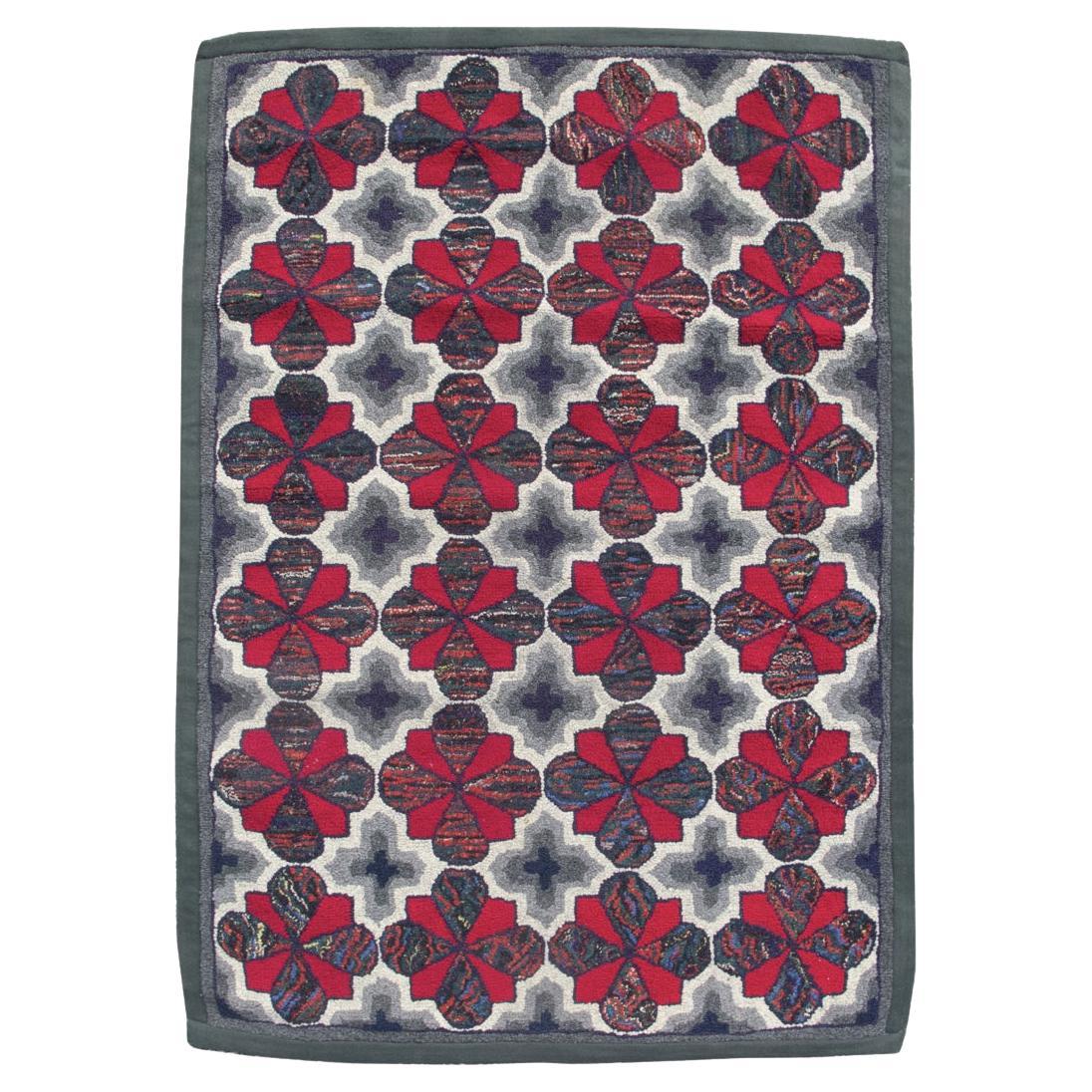 American Hooked Rug, Early 20th Century For Sale