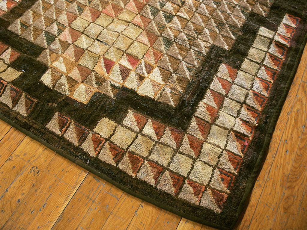 Hand-Woven American Hooked Rug For Sale