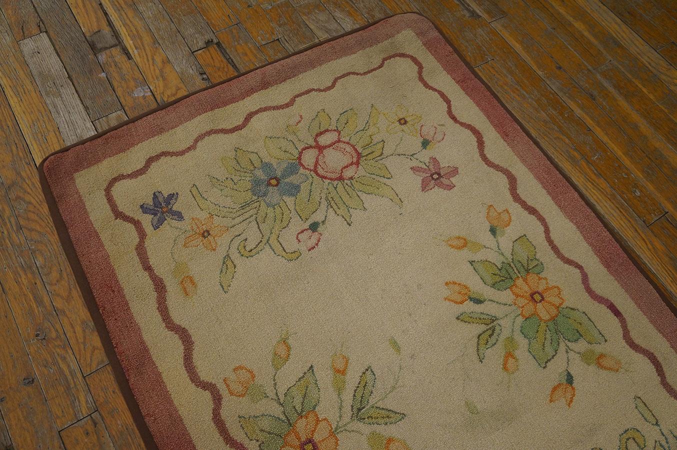 Tessuto a mano Tappeto con ganci americani 2' 7'' x4' 0'' in vendita