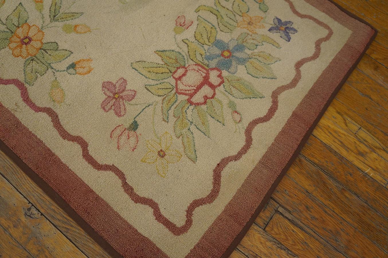 American Hooked Rug 2' 7'' x4' 0'' For Sale 1