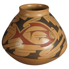 Pot de poterie indienne américaine peint à la main avec poissons 20e siècle