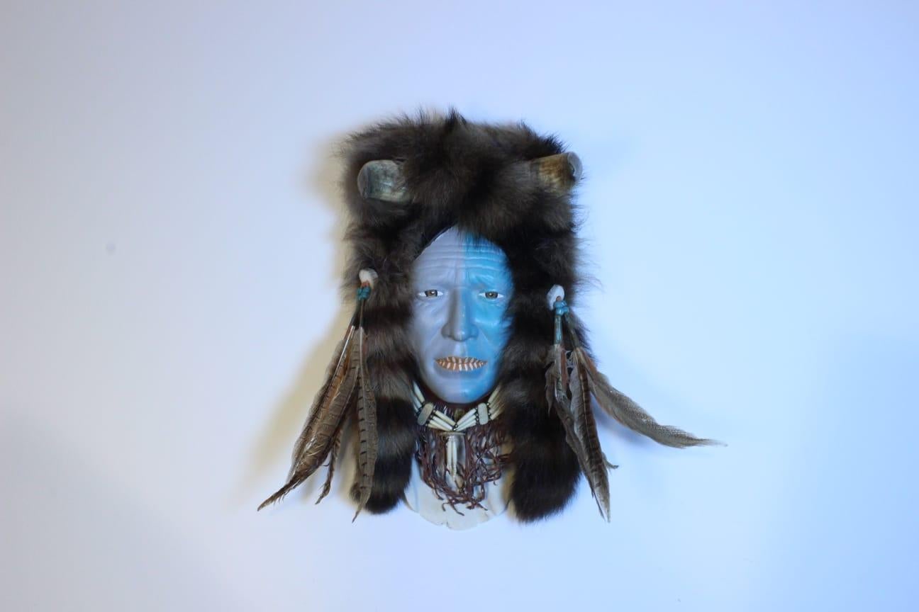 American Indian Head 20th Century For Sale 1