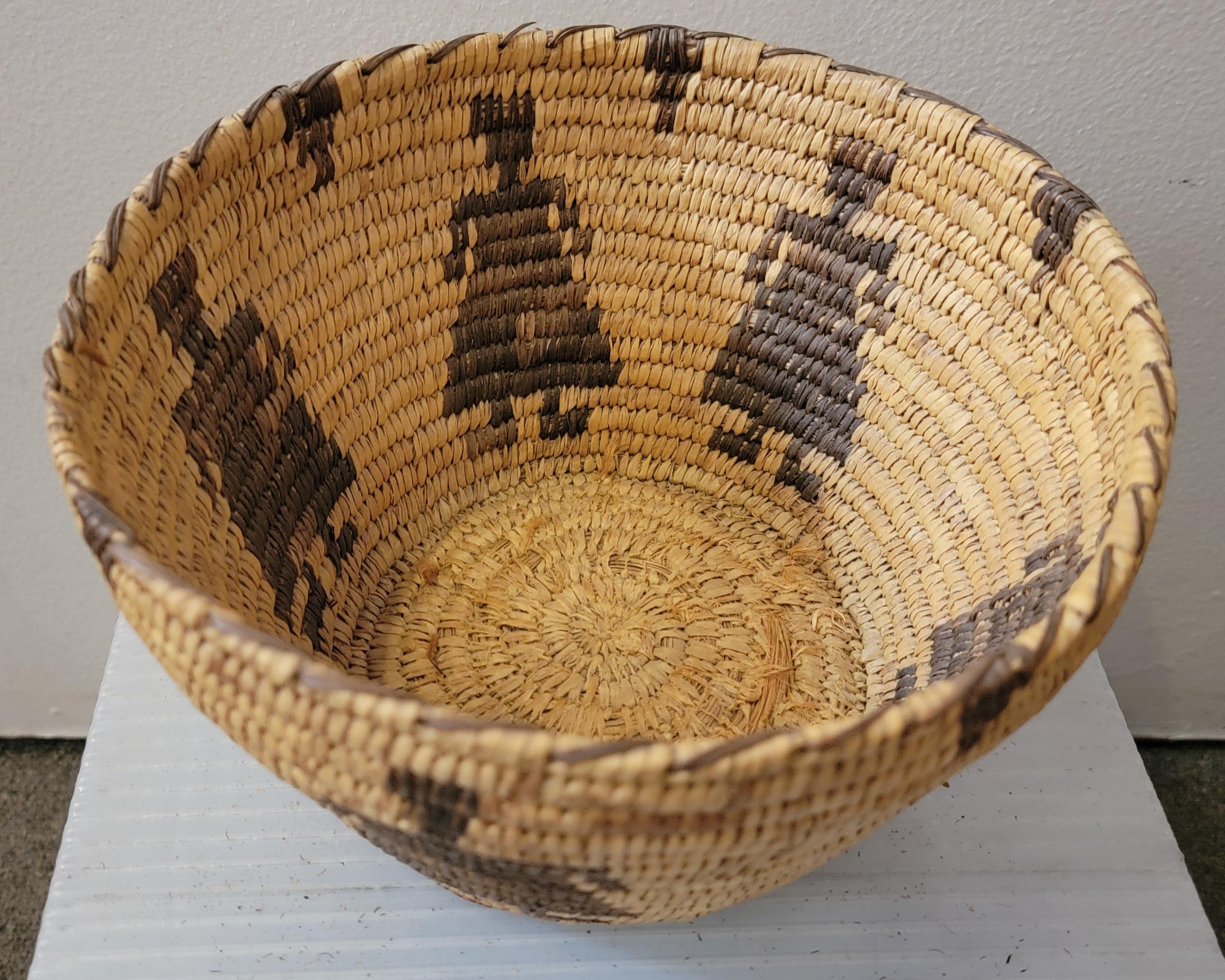 Adirondack Panier pictural indien américain Papago en vente