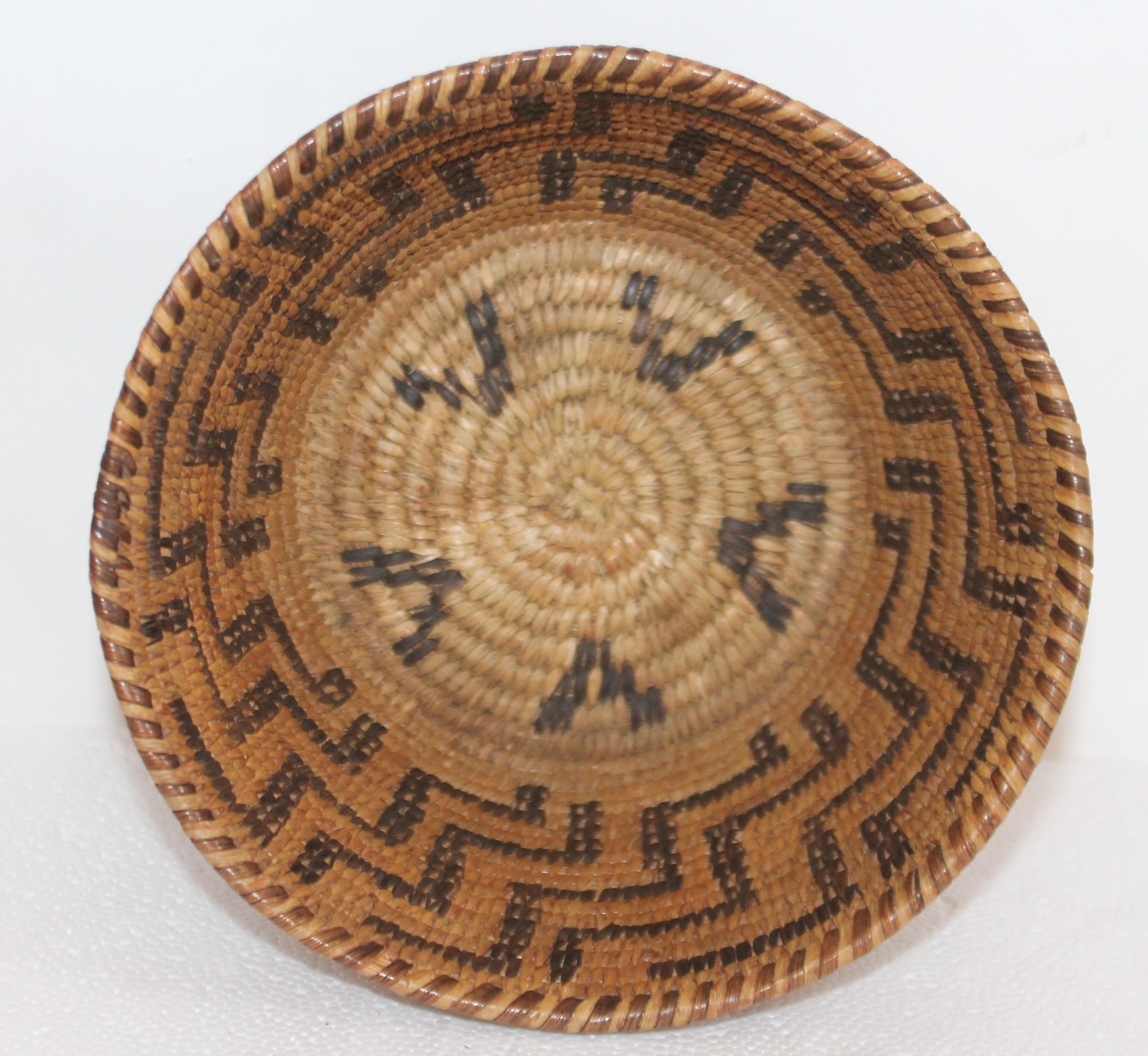 Country Panier indien d'Amérique Pima:: forme rare en vente