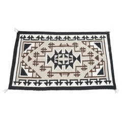 Vintage American Indian Southwestern Navajo Style Wool Rug, 20th Century