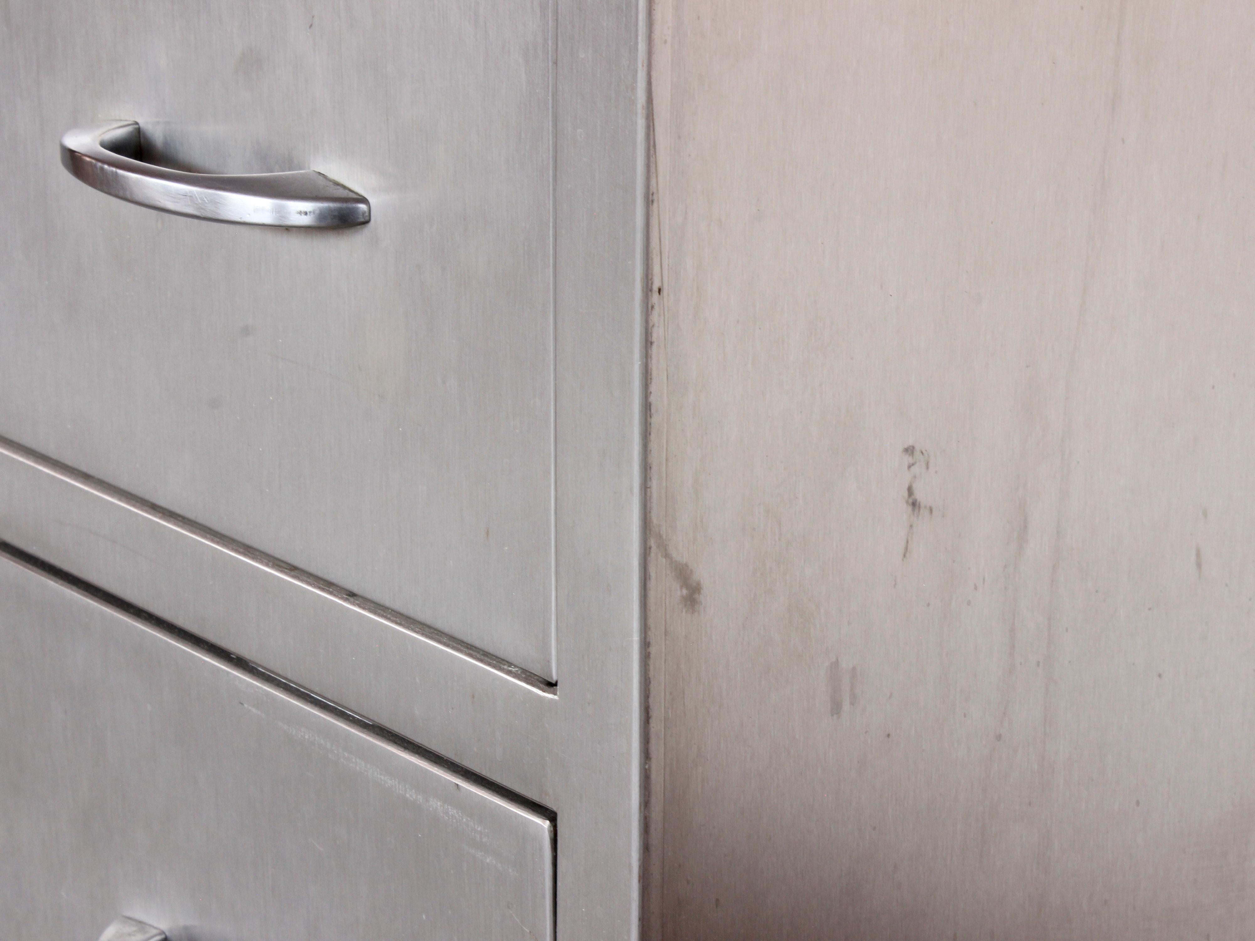 American Industrial Stainless Steel Chest With 4 Drawers, C. 1940s For Sale 12