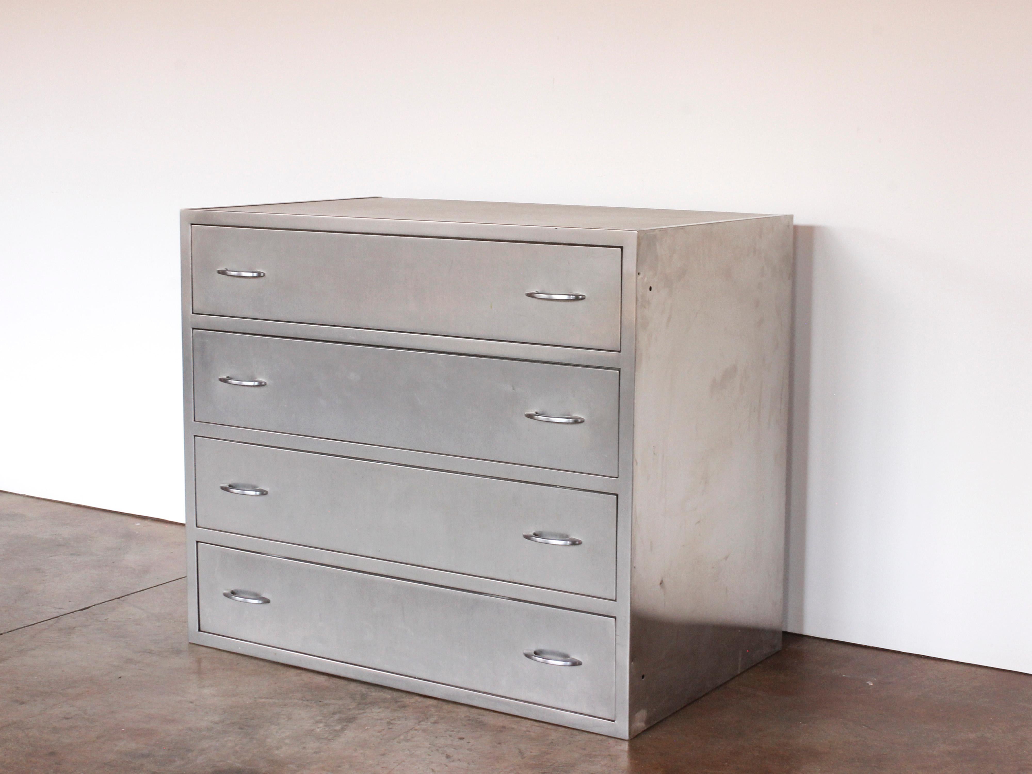 American Industrial Stainless Steel Chest With 4 Drawers, C. 1940s In Good Condition For Sale In Chicago, IL