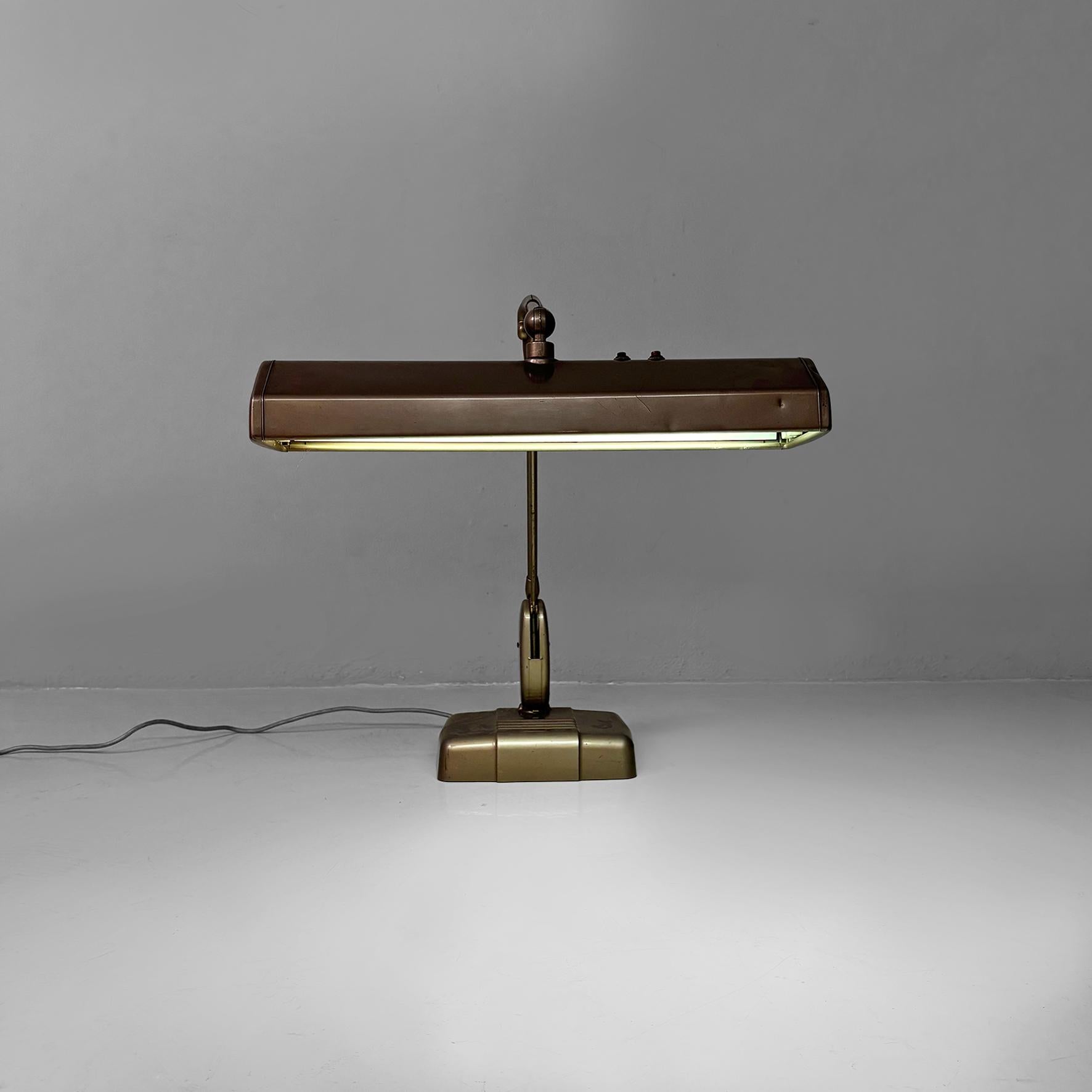 Lámpara de sobremesa industrial americana de Dazor floating fixtures, años 50 Industrial en venta