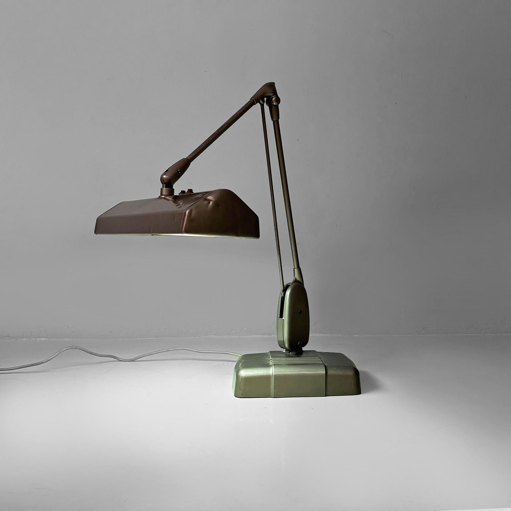 Lámpara de sobremesa industrial americana de Dazor floating fixtures, años 50 Estadounidense en venta