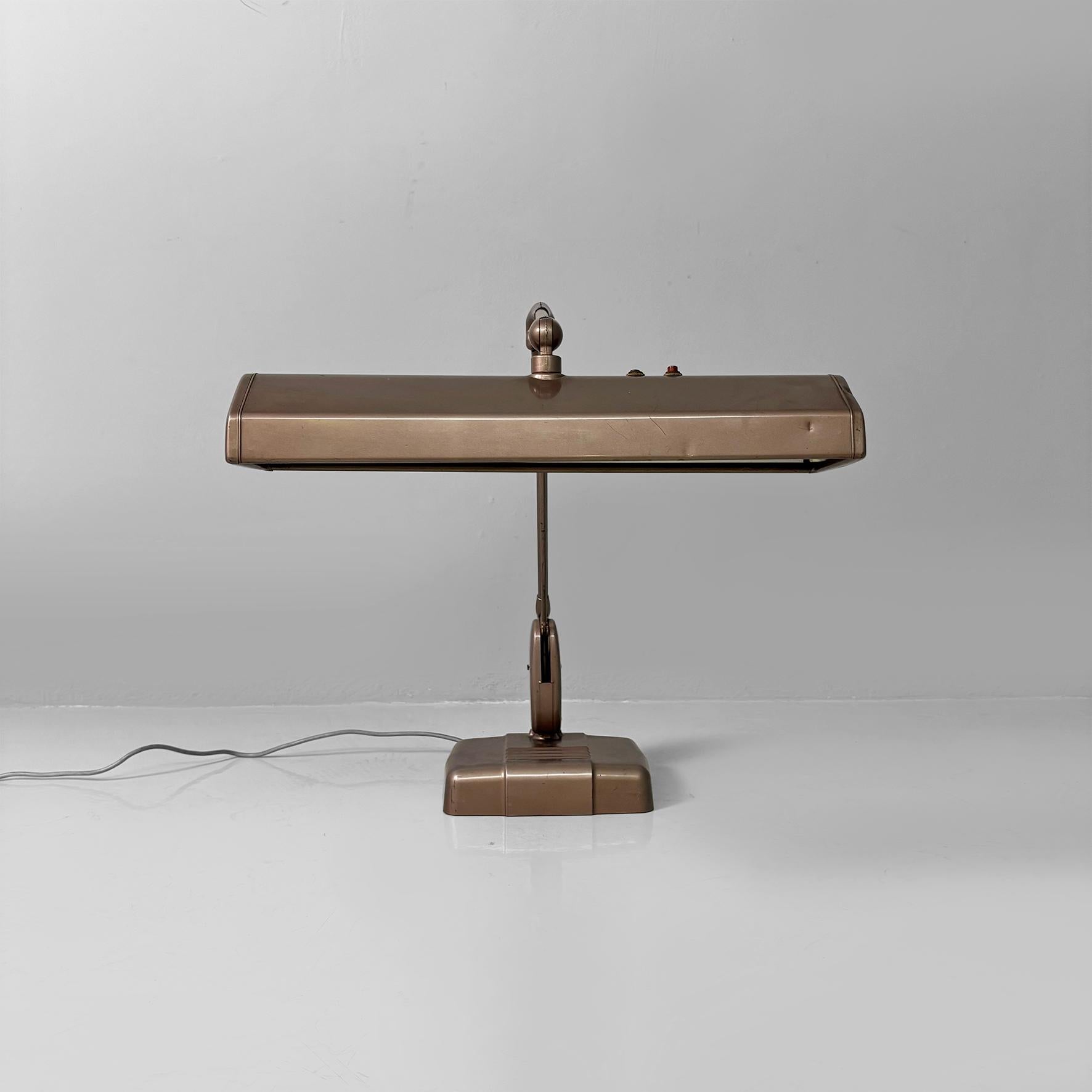 Lámpara de sobremesa industrial americana de Dazor floating fixtures, años 50 Metal en venta