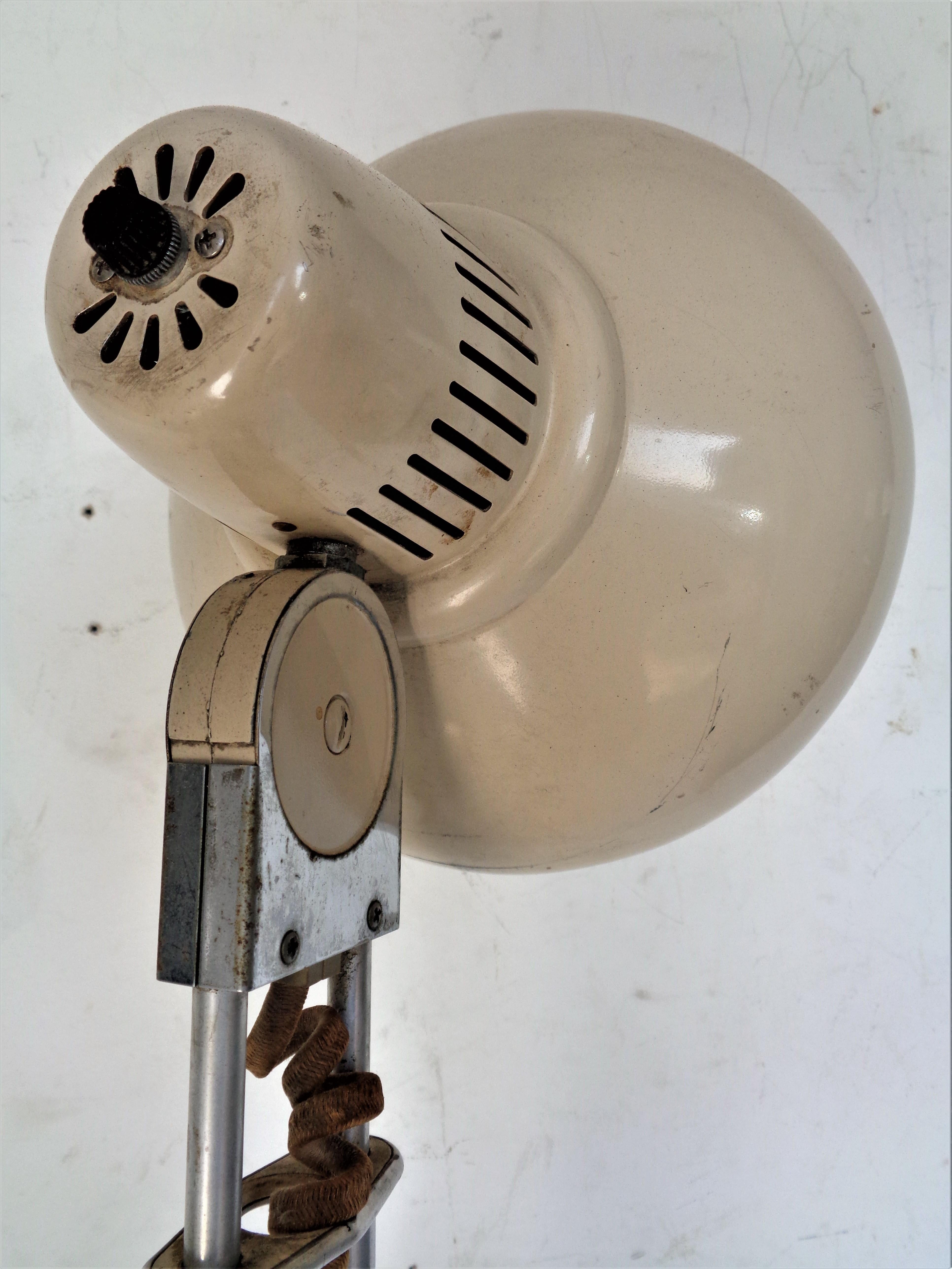 American Industrial Telescoping Swivel Lamp, Circa 1950 For Sale 12