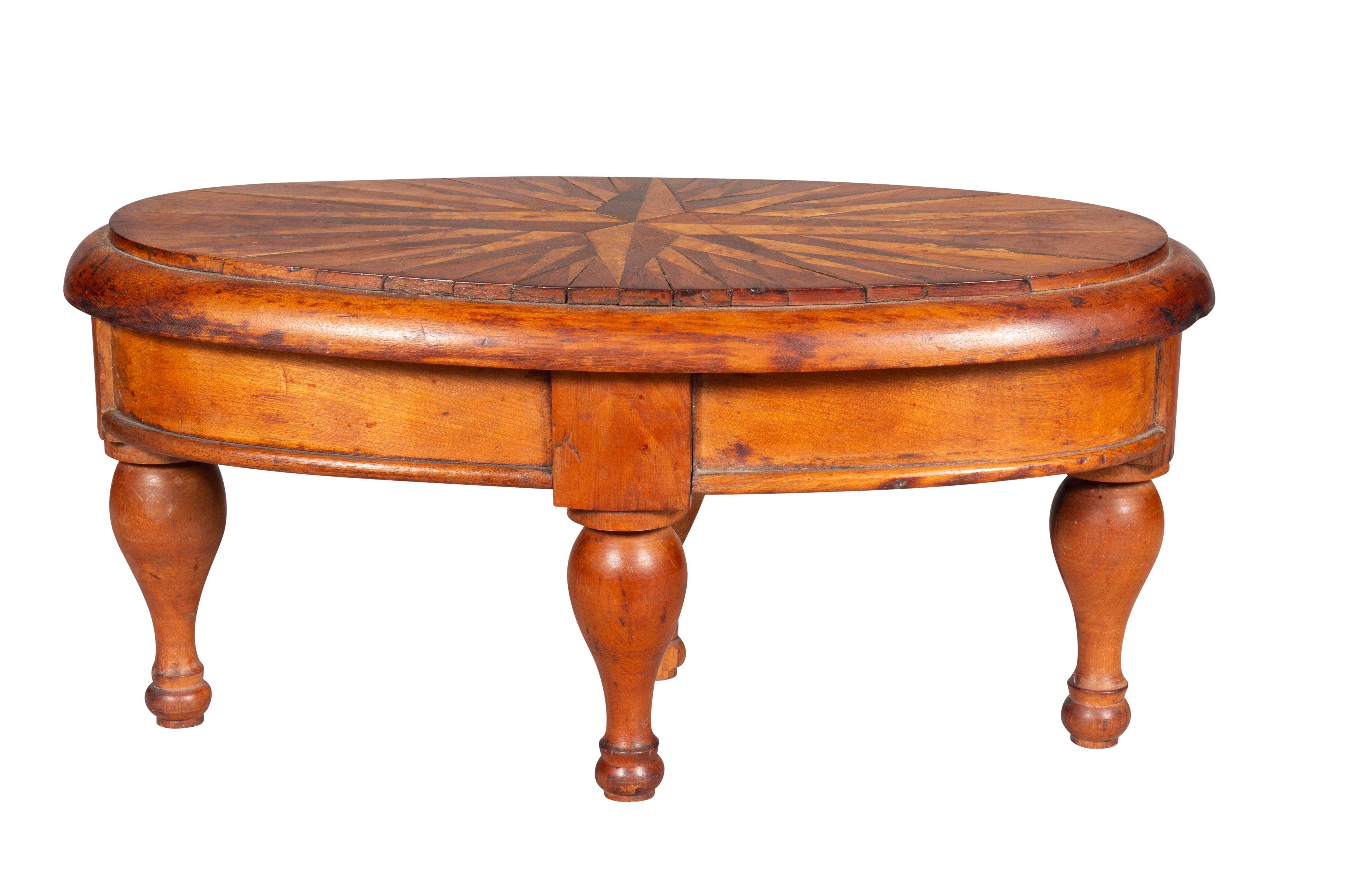 Maple American Late Federal Walnut Table Form Centerpiece For Sale