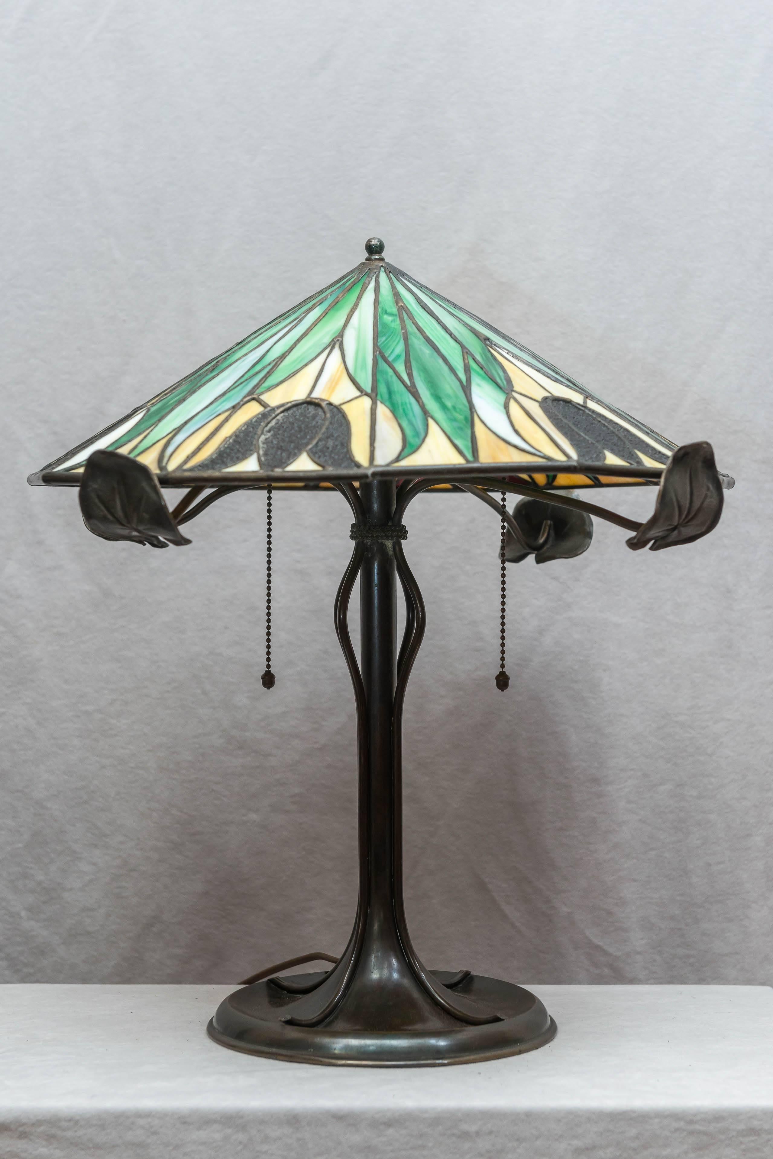 Art Nouveau American Leaded Glass Table Lamp, Bradley & Hubbard