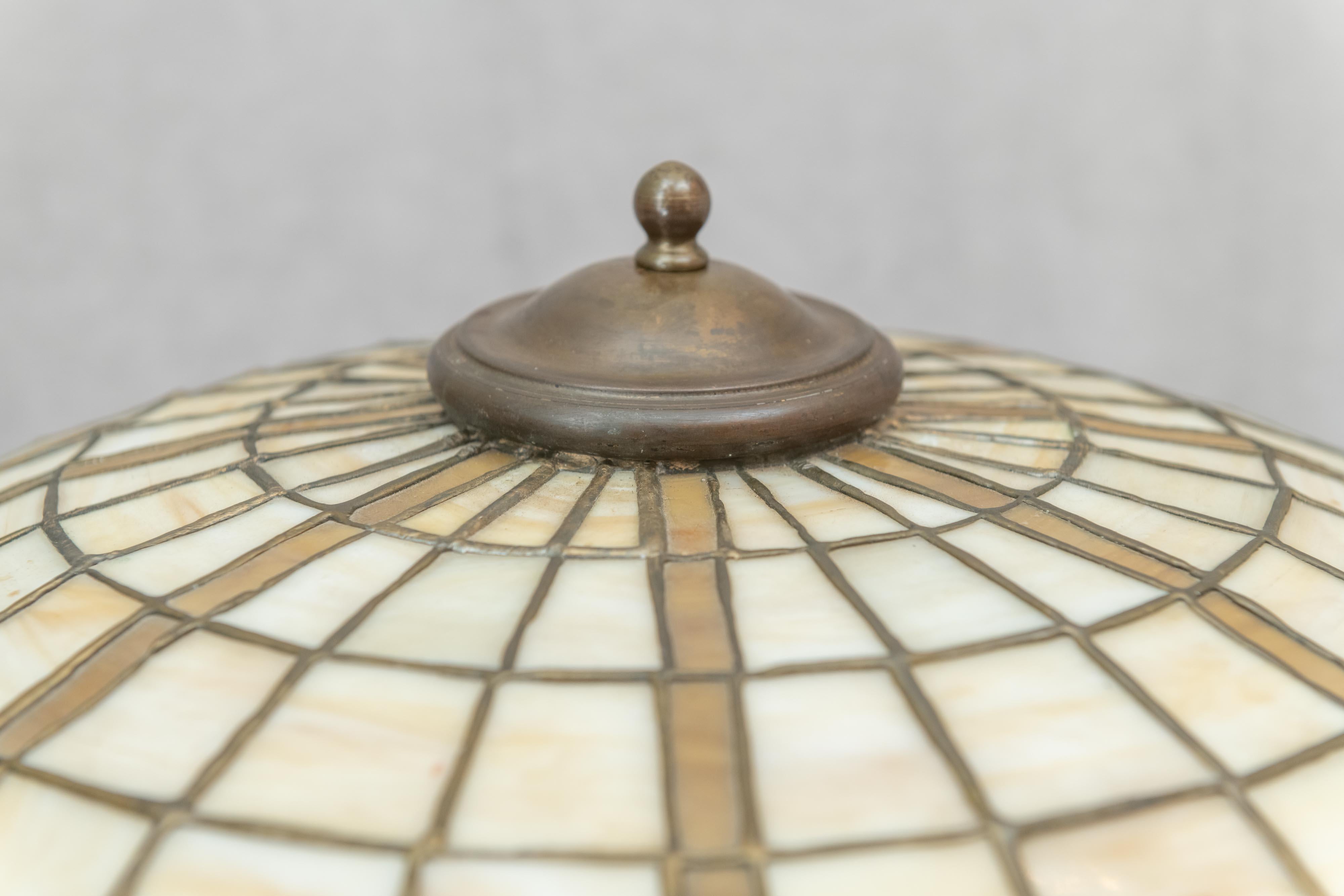 Early 20th Century American Leaded Glass Table Lamp by Lamb Bros, Napanee Indiana, circa 1910