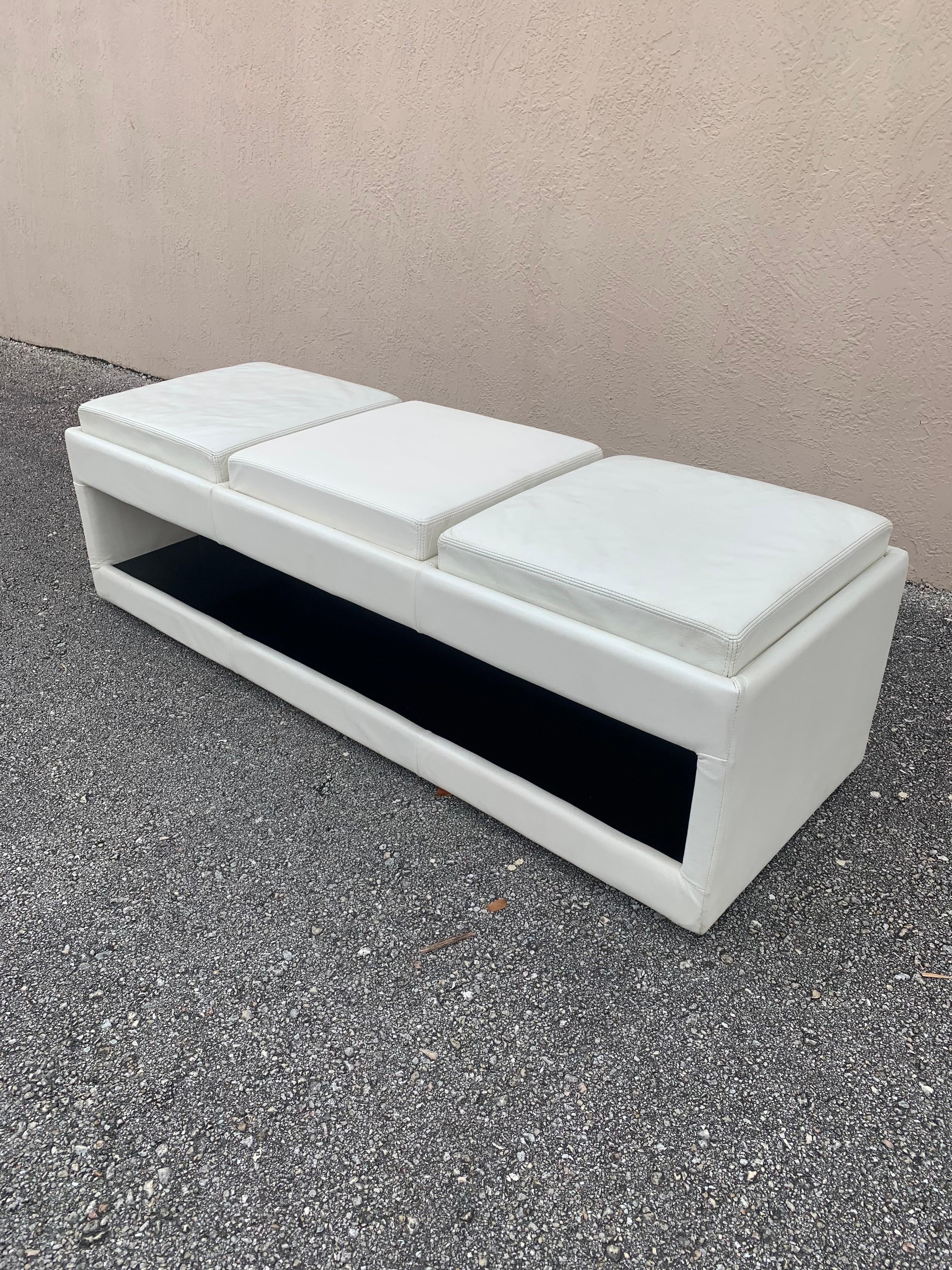 Modern American Leather 3 Seater Bench in White For Sale
