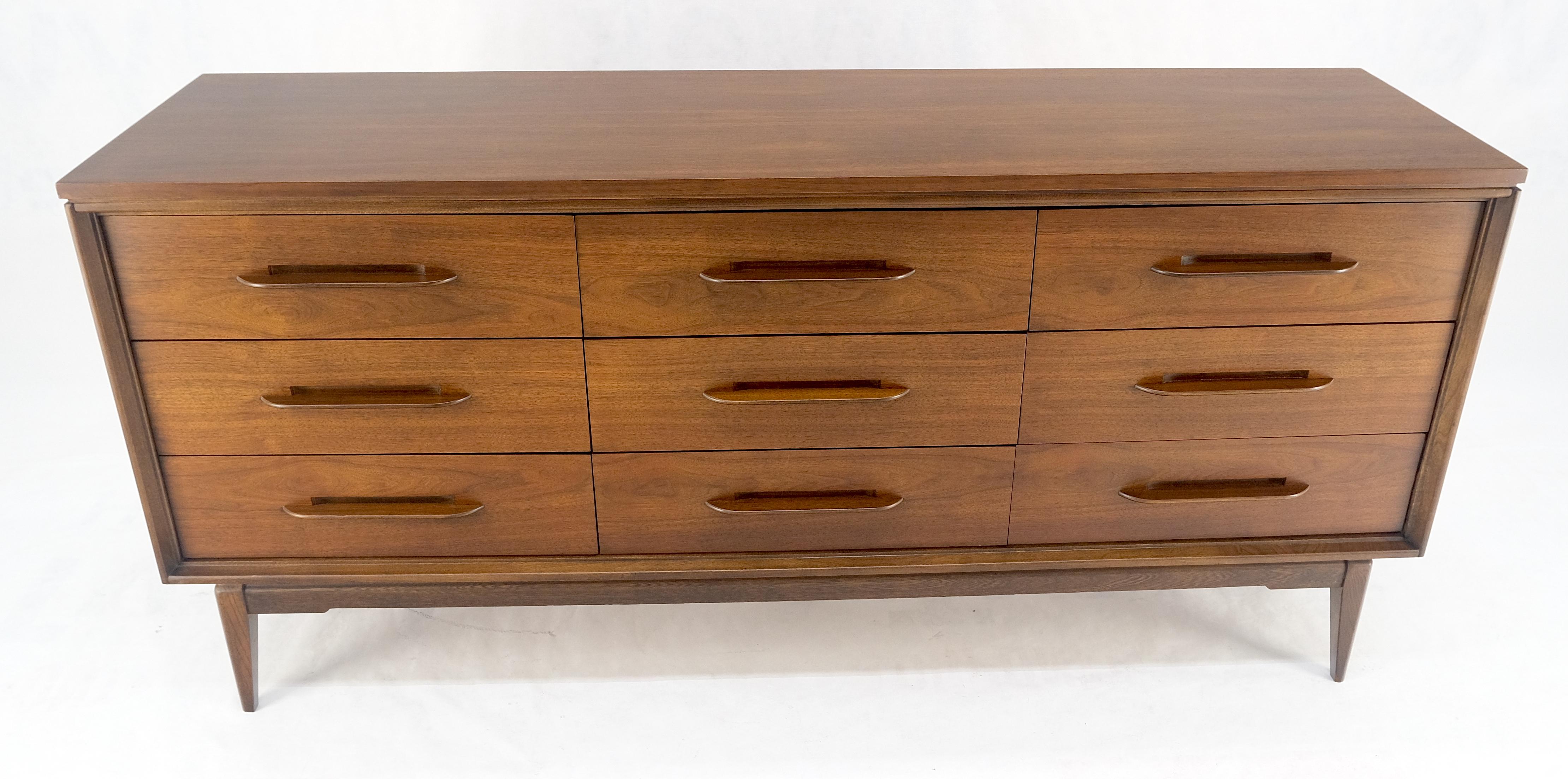 Mid-Century Modern American Light Oiled Walnut 9 Drawers  Sculptured Pull 66