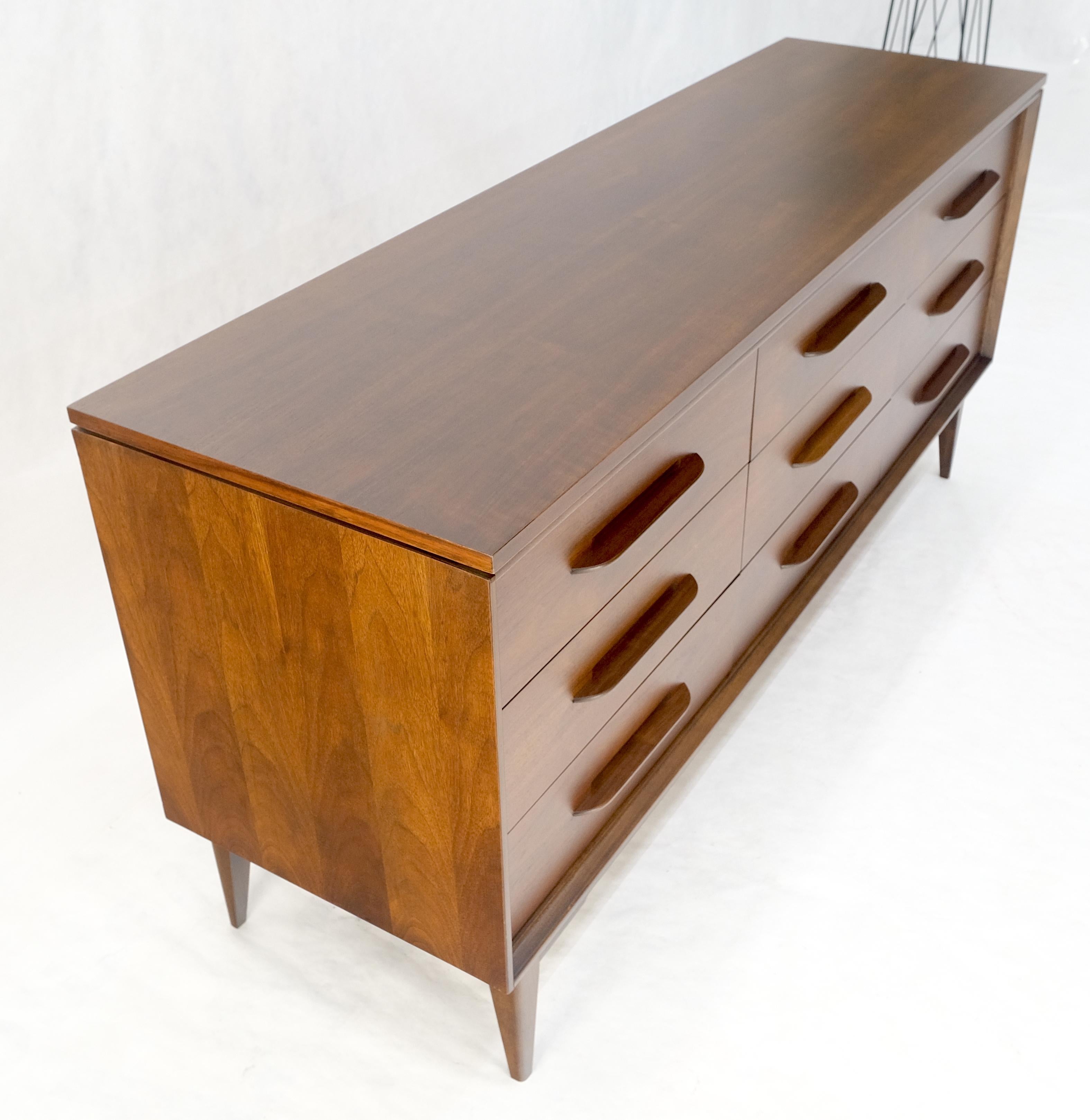 20th Century American Light Oiled Walnut 9 Drawers  Sculptured Pull 66