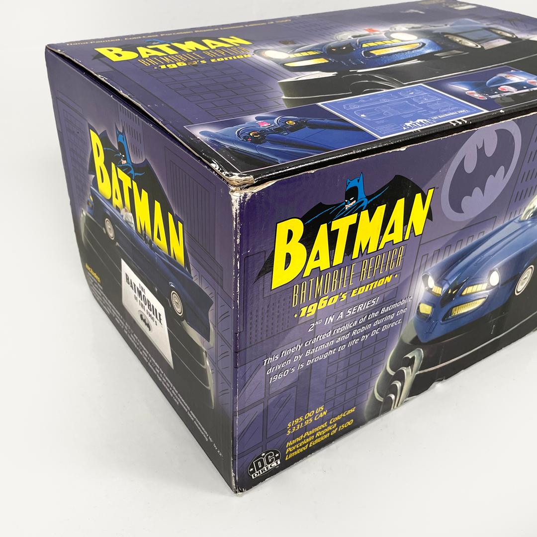 American limited edition Batmobile 60s model replica 0262/1500 DC Direct, 2000s For Sale 6
