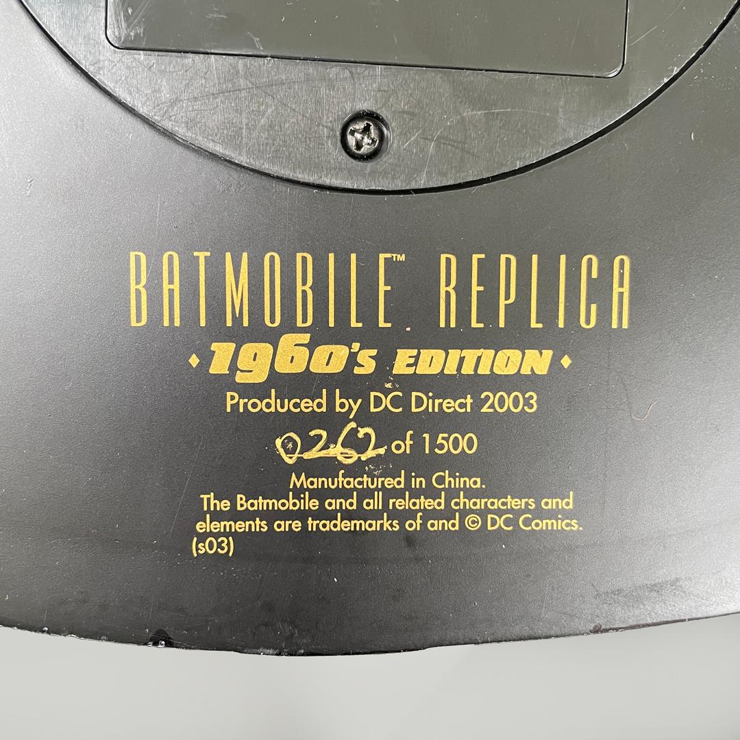 American limited edition Batmobile 60s model replica 0262/1500 DC Direct, 2000s For Sale 14