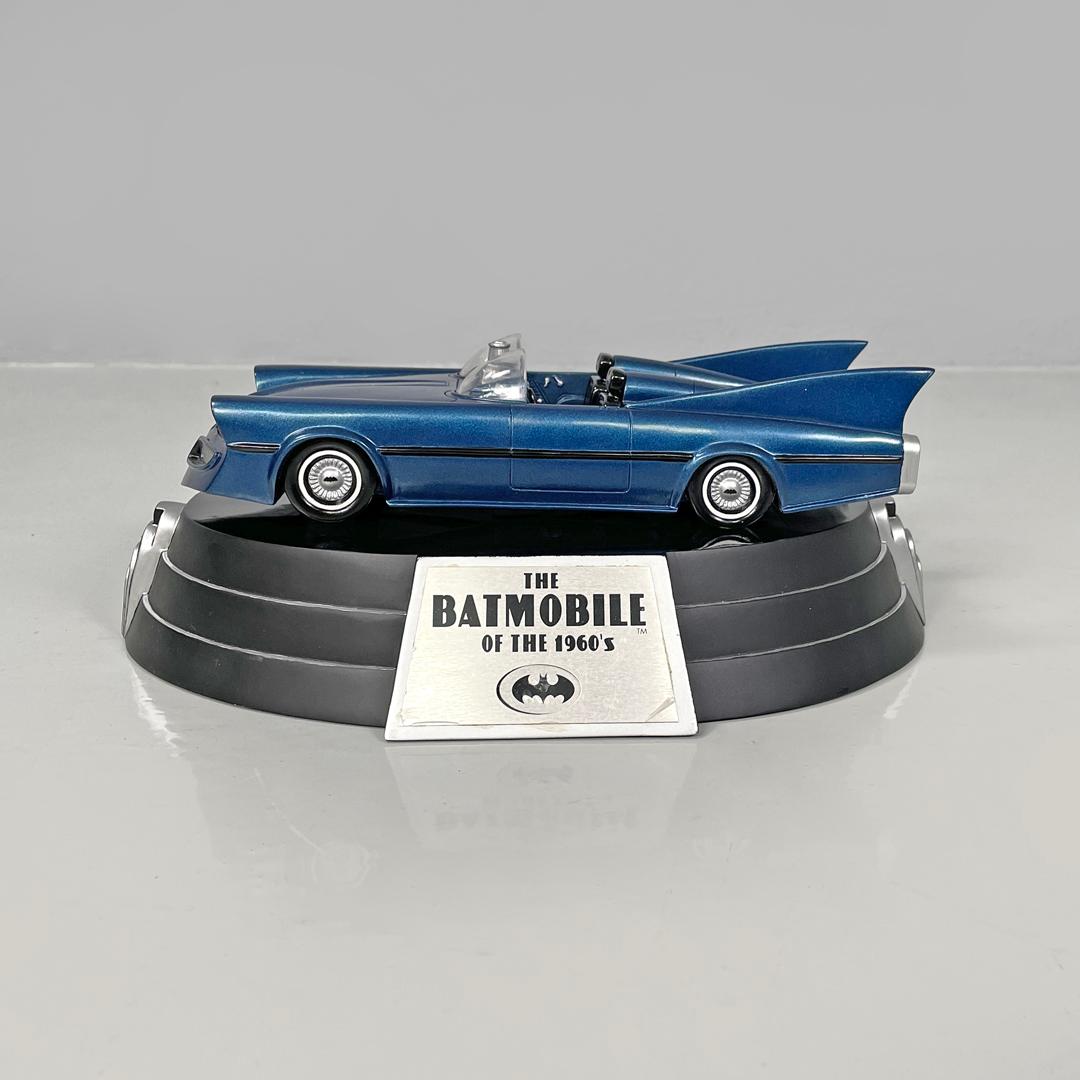 American limited edition Batmobile 60s model replica 0262/1500 DC Direct, 2000s In Good Condition For Sale In MIlano, IT