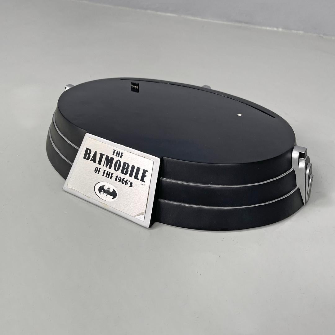 American limited edition Batmobile 60s model replica 0262/1500 DC Direct, 2000s For Sale 4