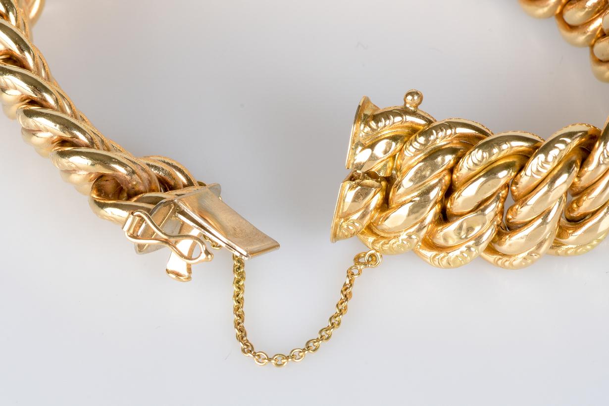 American link bracelet in 18-carat yellow gold For Sale 4