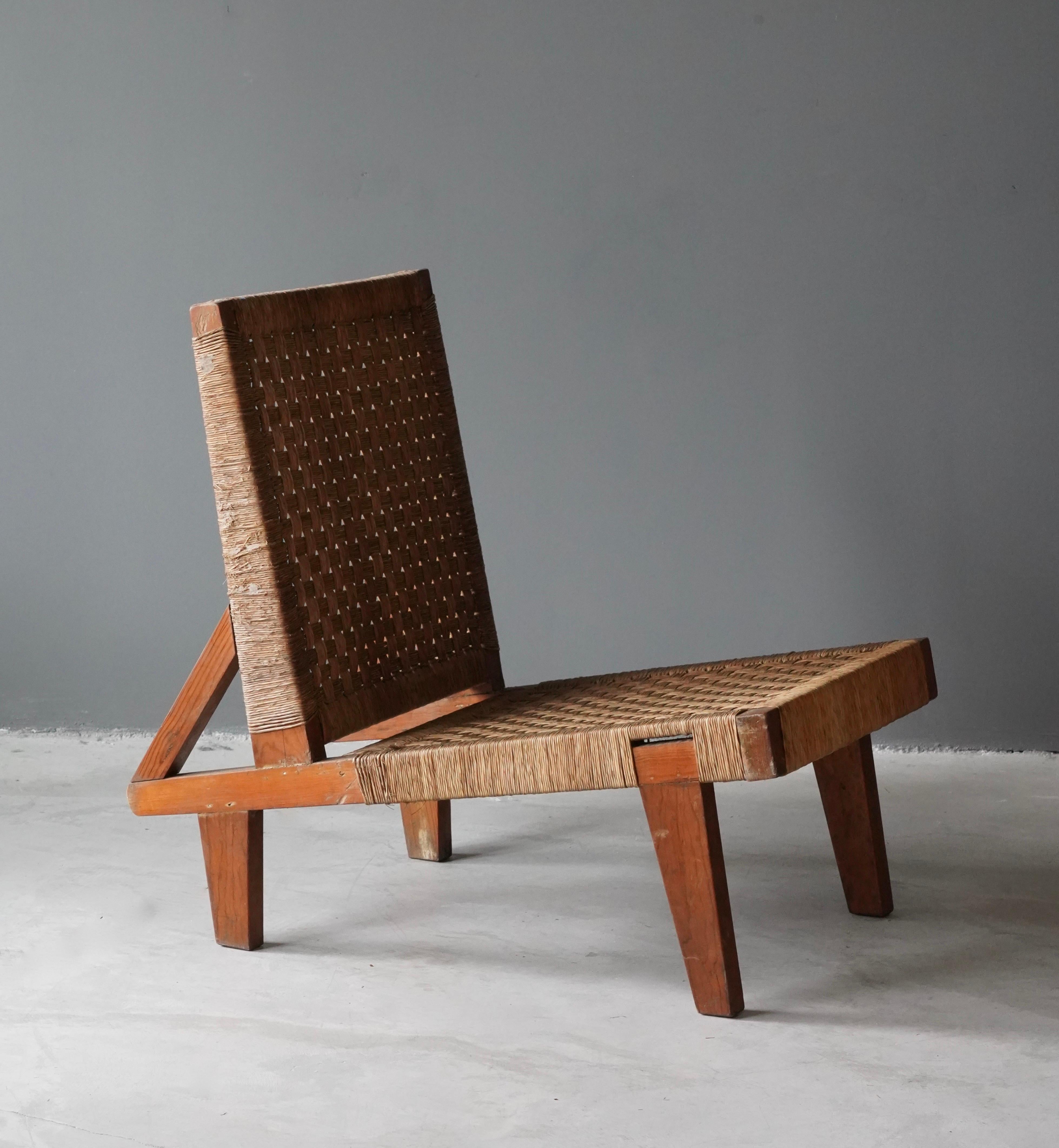 Mid-Century Modern American, Lounge / Slipper Chair, Woven Rattan, Walnut, United States, 1950s