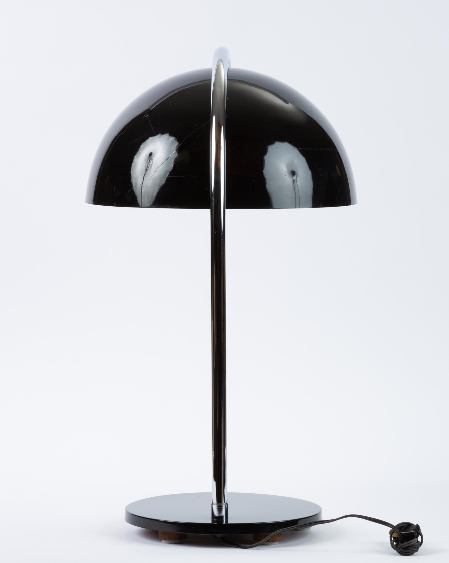 American-Made Table Lamp with Mushroom Shade In Good Condition In Los Angeles, CA